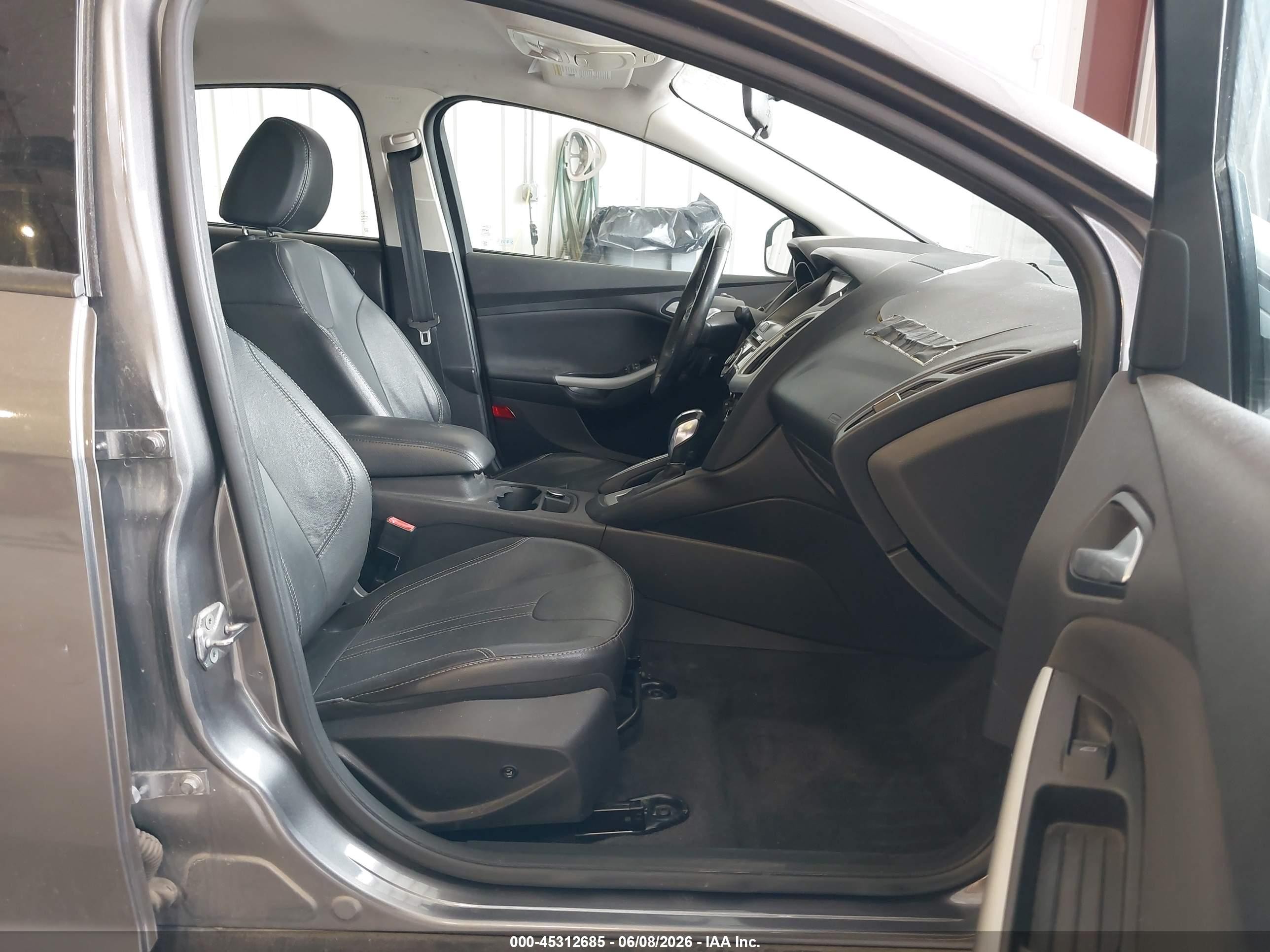 2013 Ford Focus Se Silver vin: 1FADP3F29DL244876