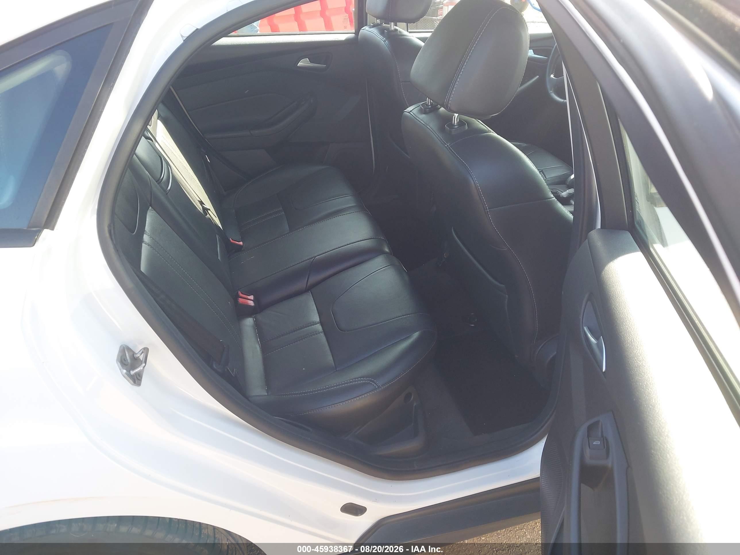 2013 Ford Focus Se Белый vin: 1FADP3F29DL246045