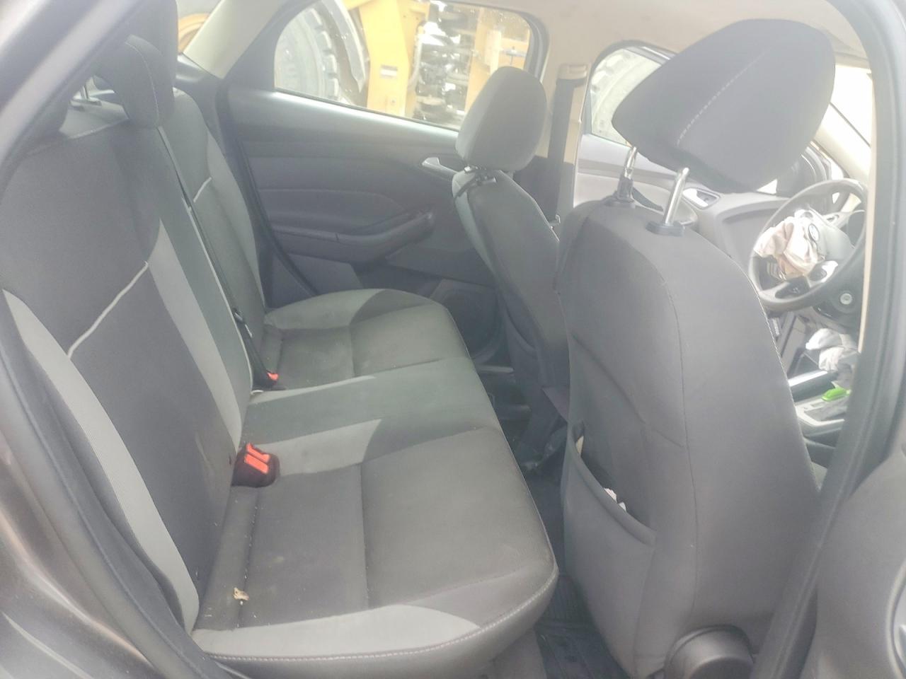 2013 Ford Focus Se Gray vin: 1FADP3F29DL250385