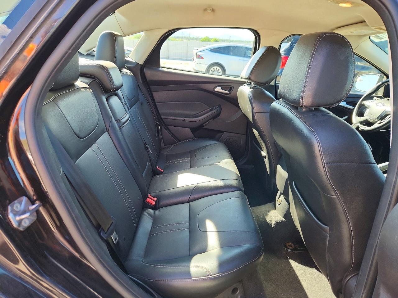2013 Ford Focus Se Black vin: 1FADP3F29DL266165