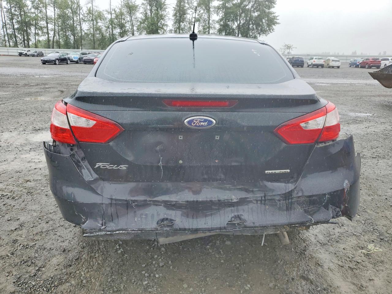 2013 Ford Focus Se Черный vin: 1FADP3F29DL319561
