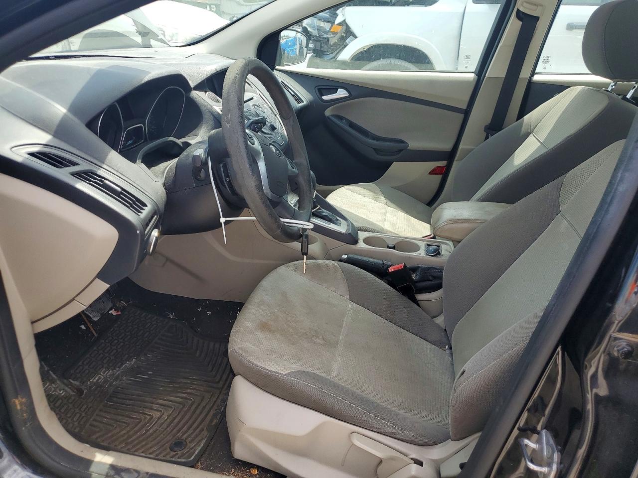 2013 Ford Focus Se Black vin: 1FADP3F29DL340152