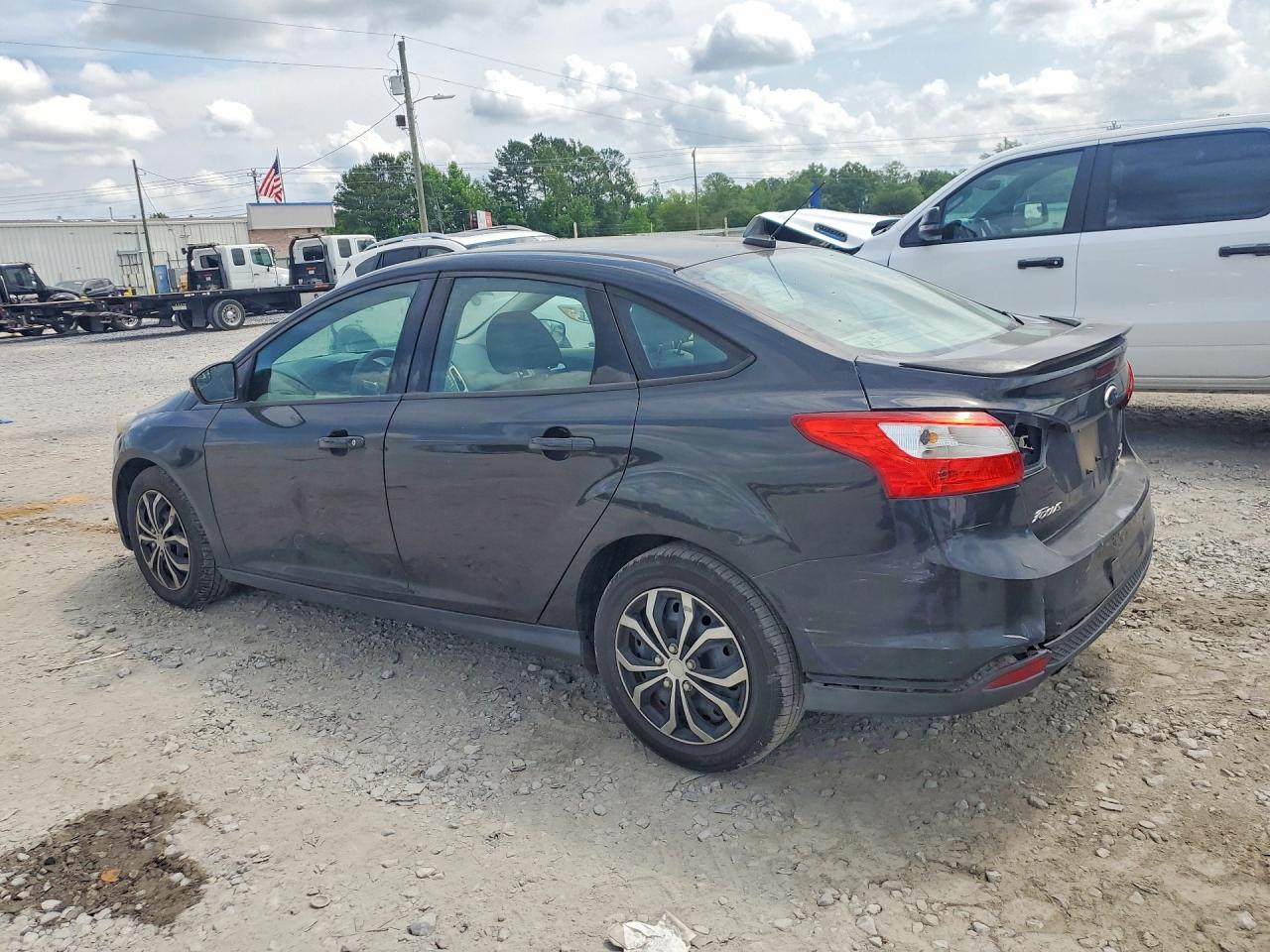 2013 Ford Focus Se Black vin: 1FADP3F29DL340152