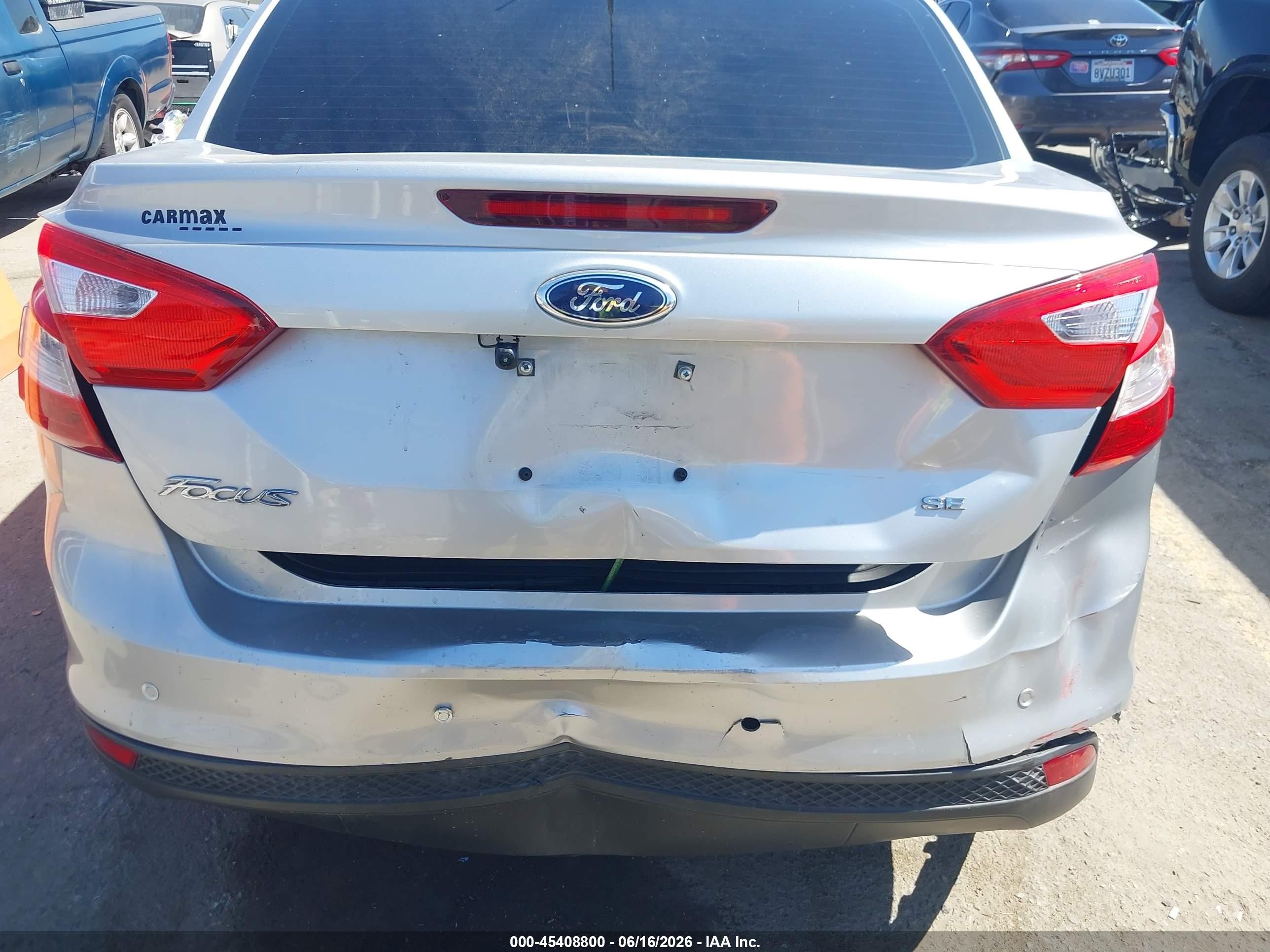 2013 Ford Focus Se Серебряный vin: 1FADP3F29DL376293