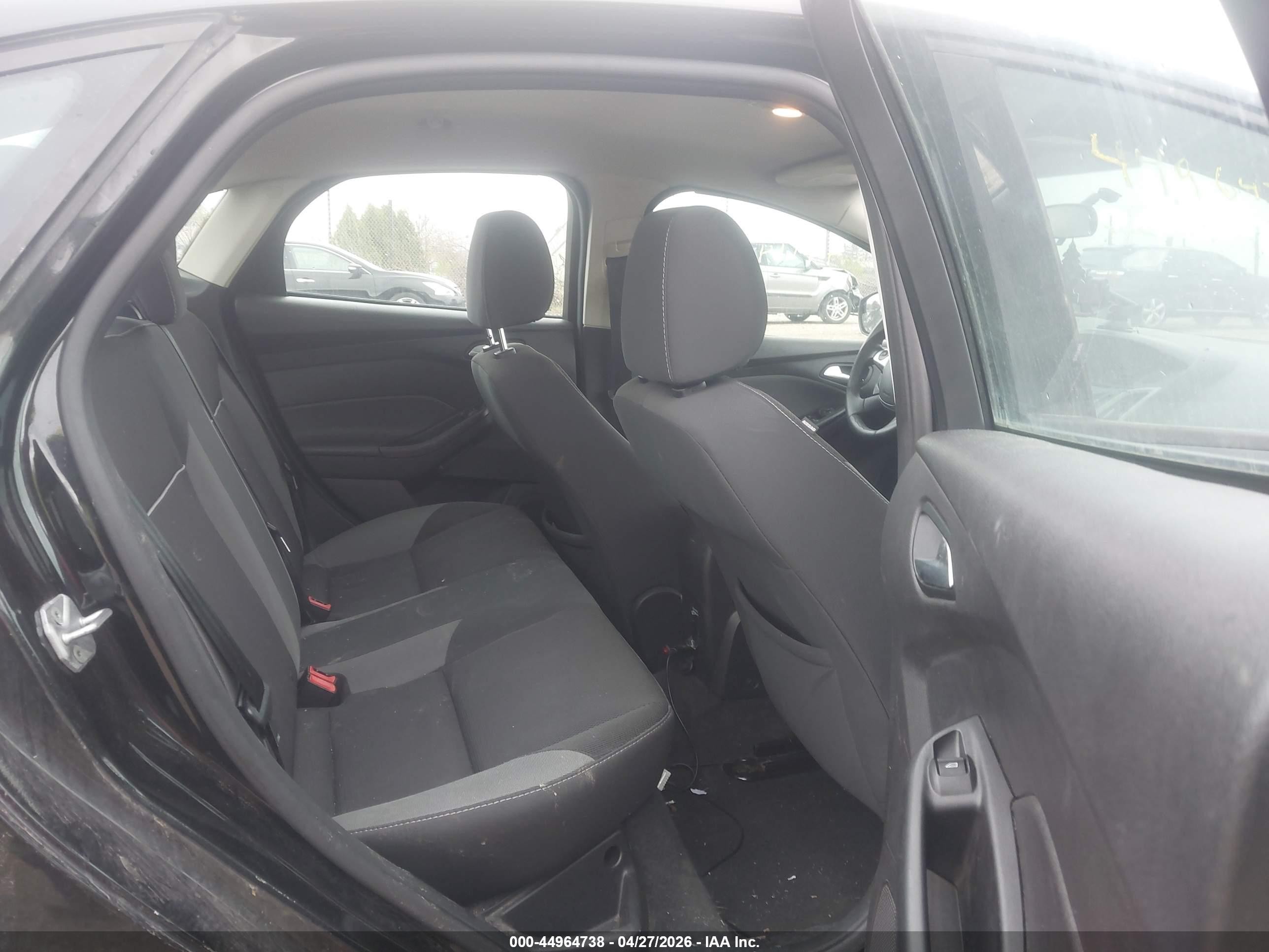 2013 Ford Focus Se Black vin: 1FADP3F29DL379825