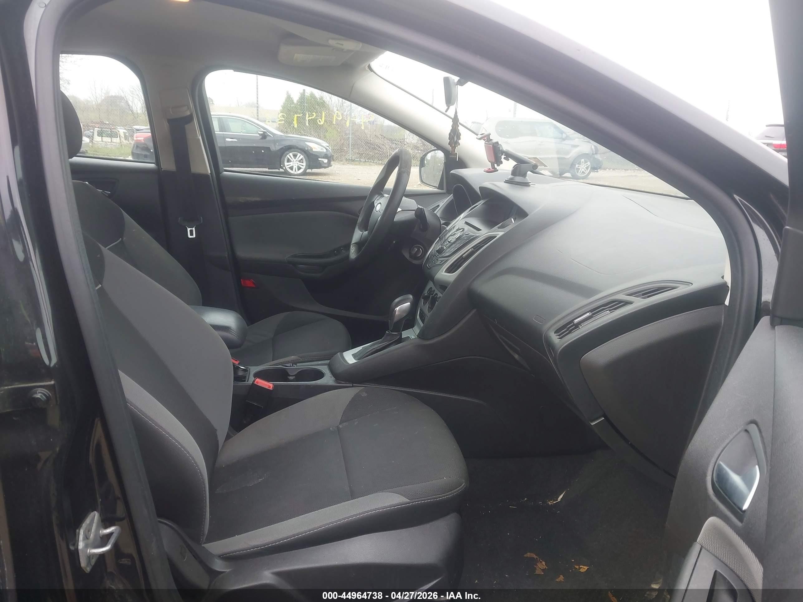 2013 Ford Focus Se Black vin: 1FADP3F29DL379825