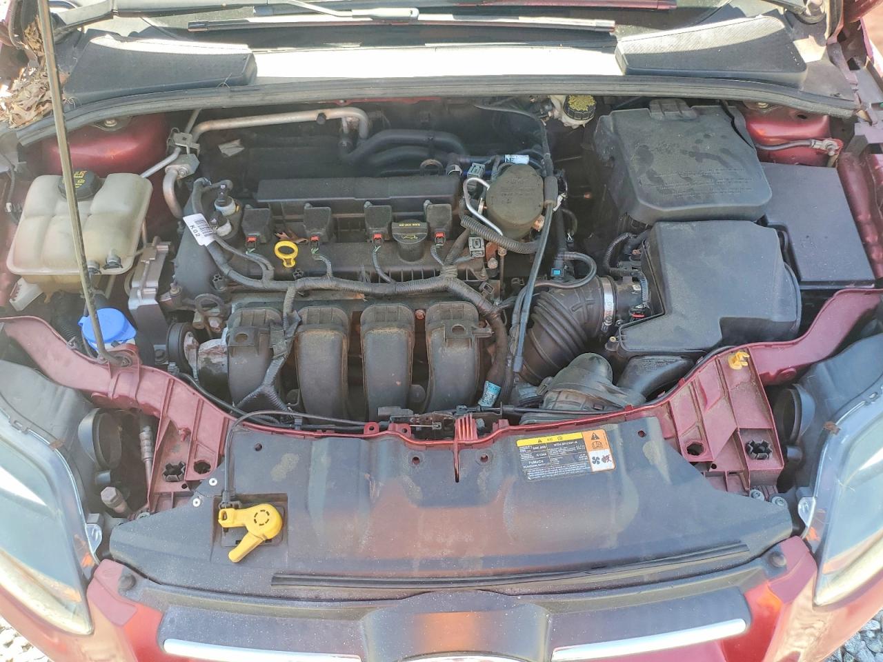 2014 Ford Focus Se Red vin: 1FADP3F29EL103484