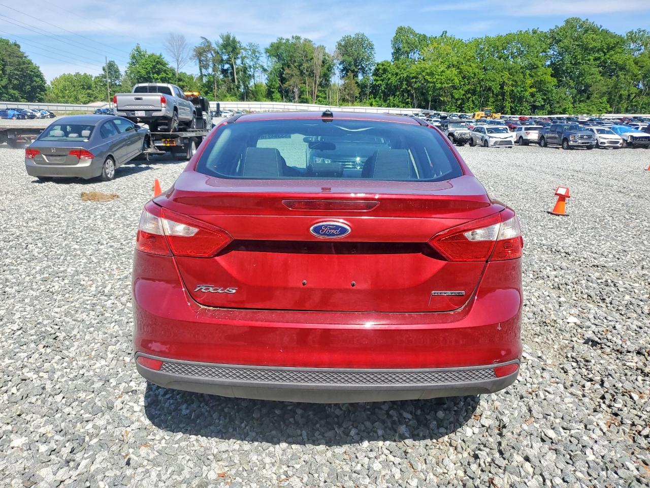 2014 Ford Focus Se Red vin: 1FADP3F29EL103484