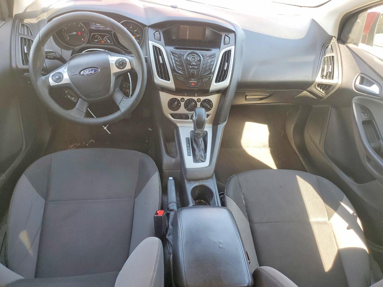 2014 Ford Focus Se Red vin: 1FADP3F29EL103484