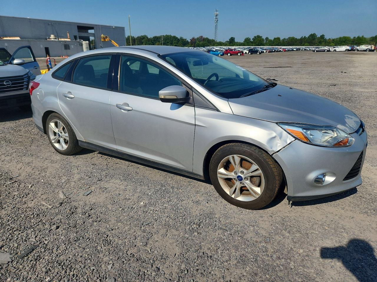 2014 Ford Focus Se Silver vin: 1FADP3F29EL105025