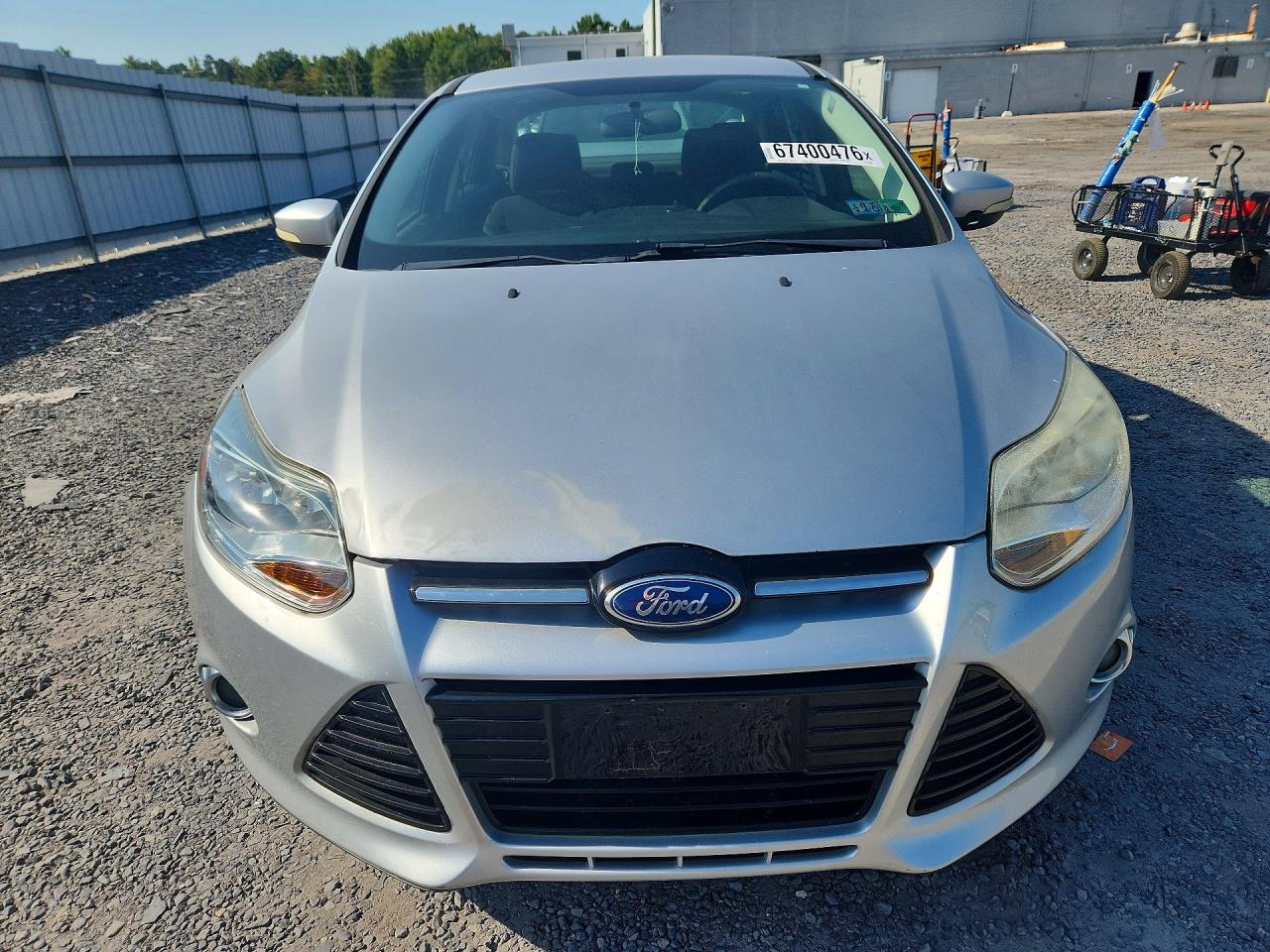 2014 Ford Focus Se Silver vin: 1FADP3F29EL105025