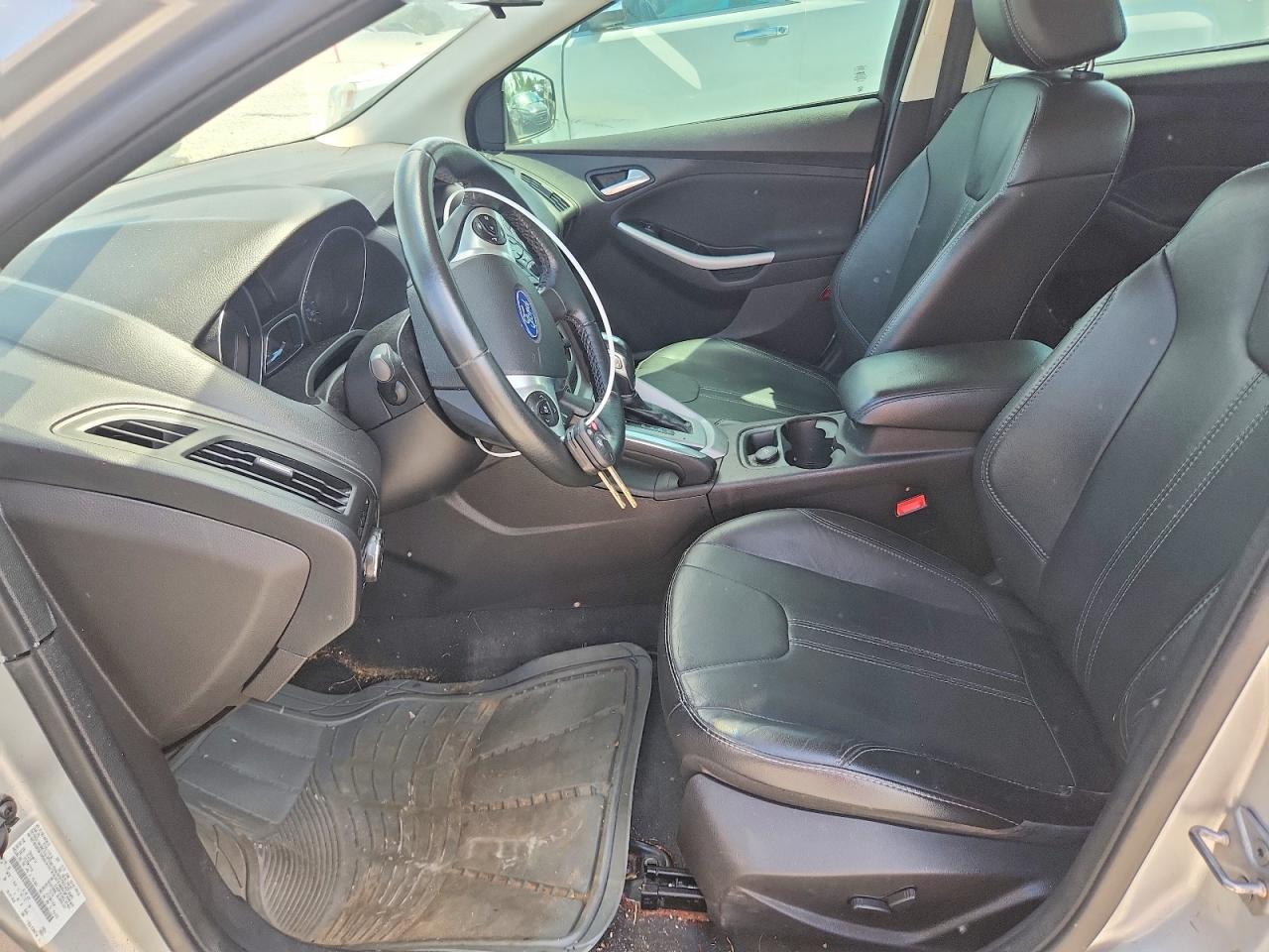 2014 Ford Focus Se Silver vin: 1FADP3F29EL107454