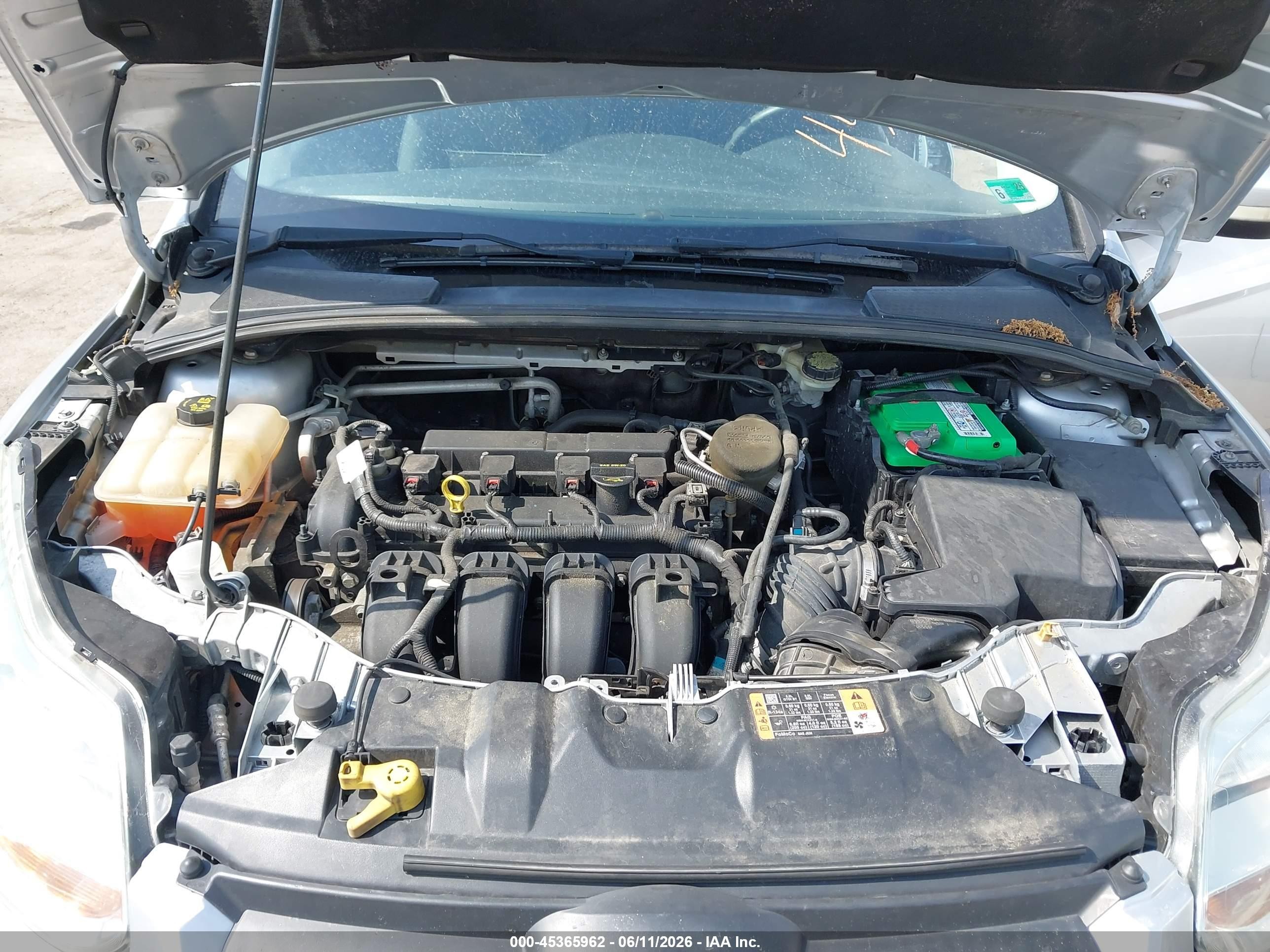 2014 Ford Focus Se Серебряный vin: 1FADP3F29EL124450