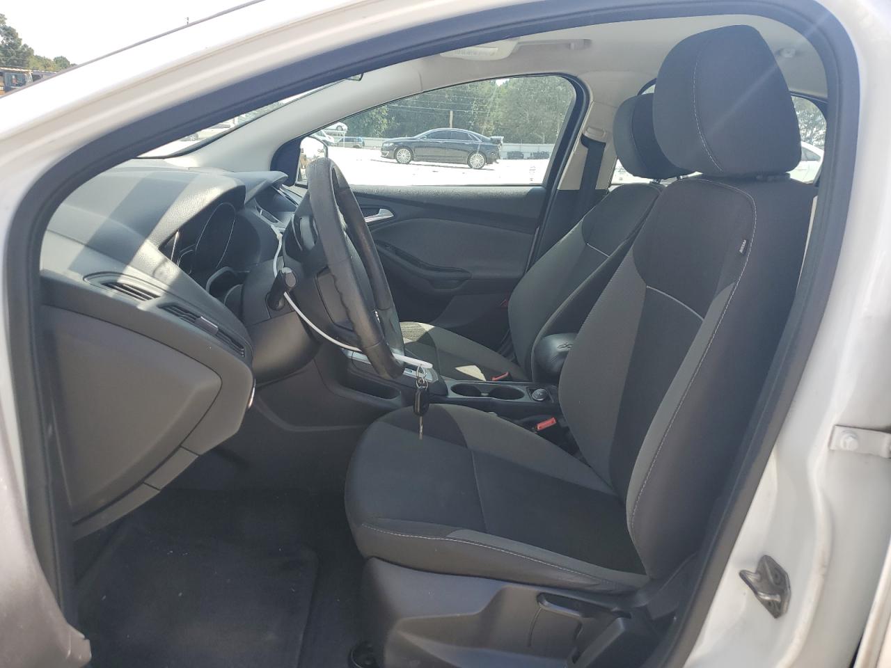 2014 Ford Focus Se White vin: 1FADP3F29EL127381