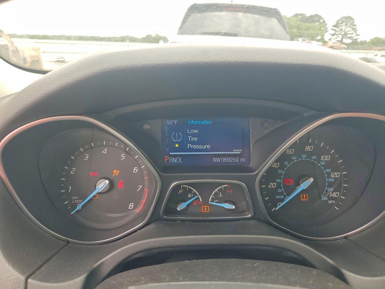 2014 Ford Focus Se Red vin: 1FADP3F29EL139899