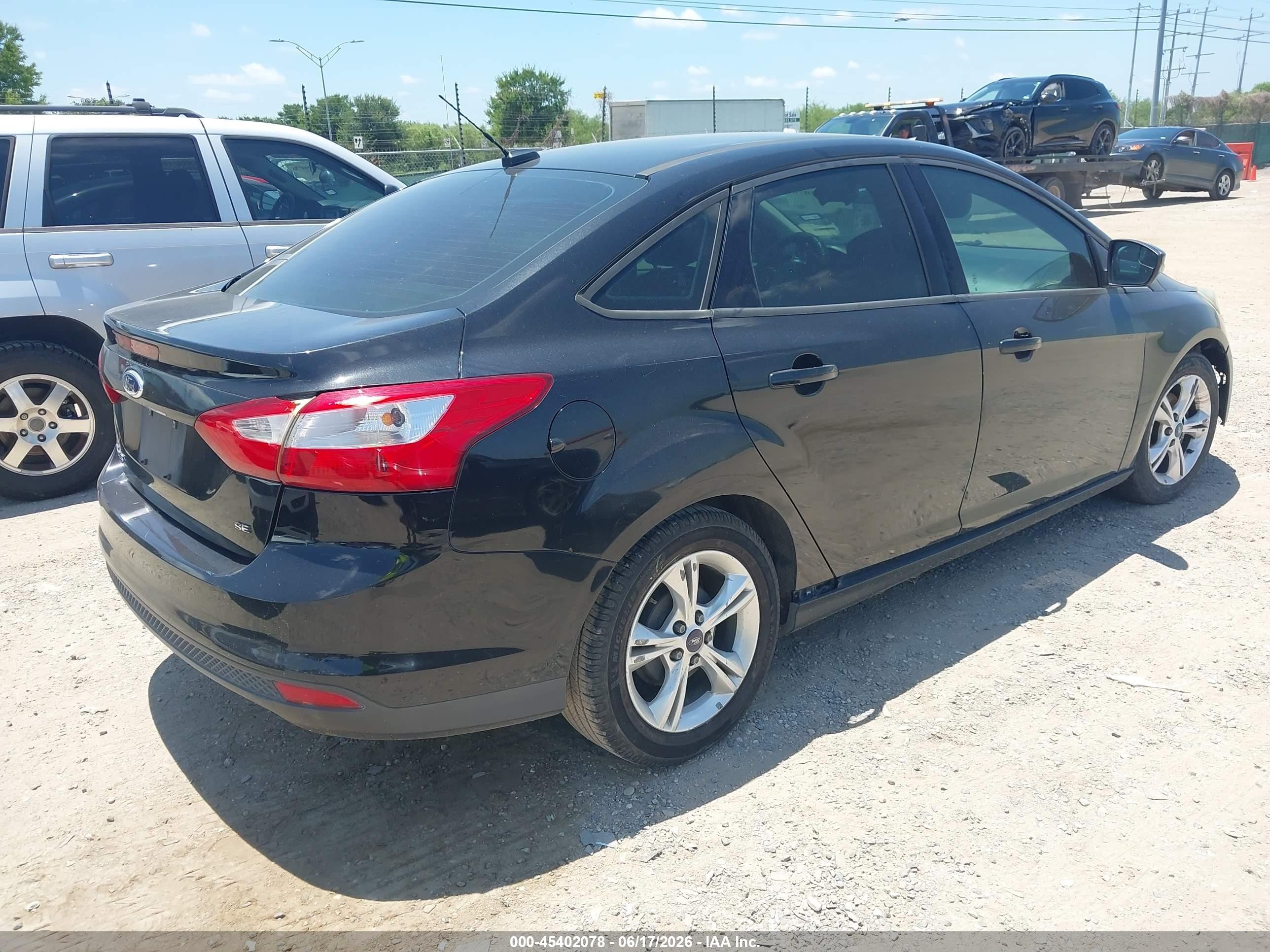 2014 Ford Focus Se Black vin: 1FADP3F29EL145055