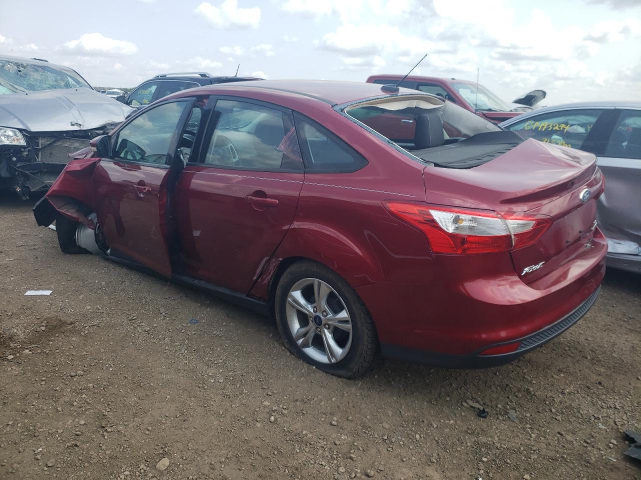 2014 Ford Focus Se Red vin: 1FADP3F29EL155004