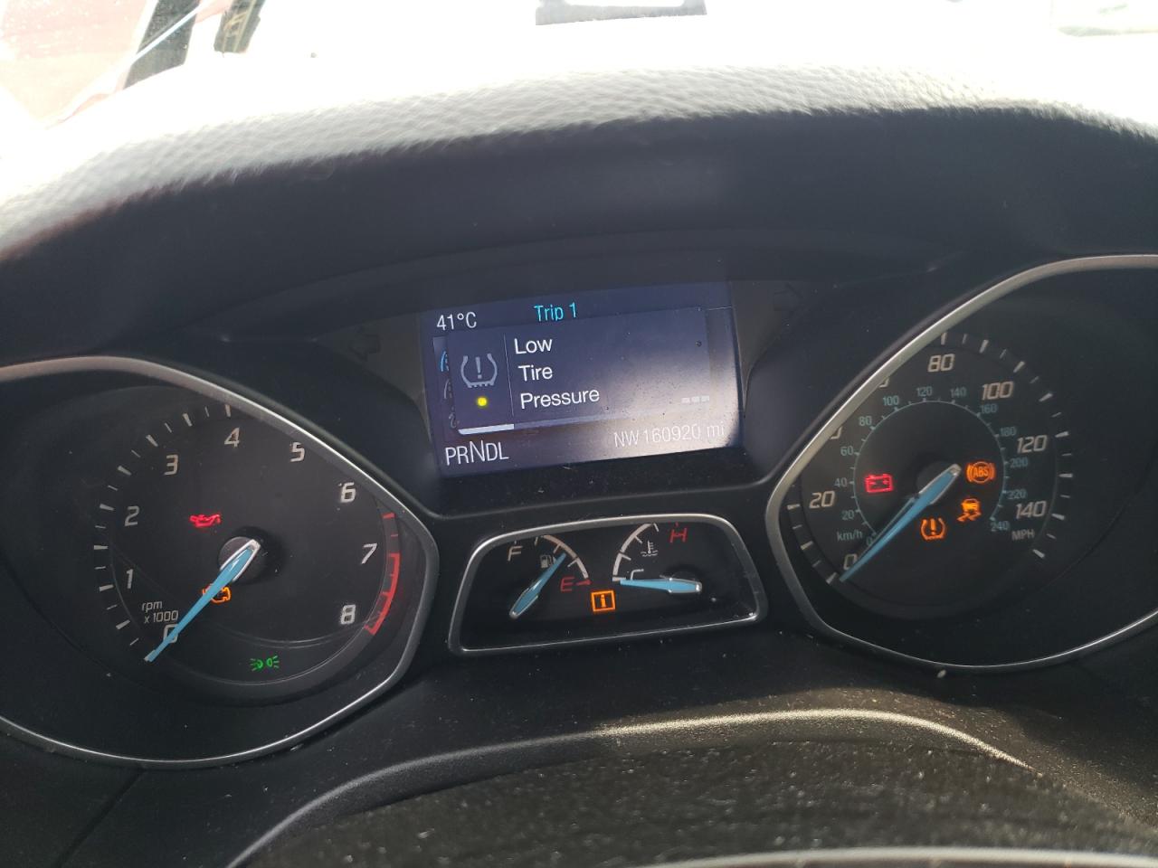 2014 Ford Focus Se Red vin: 1FADP3F29EL155004