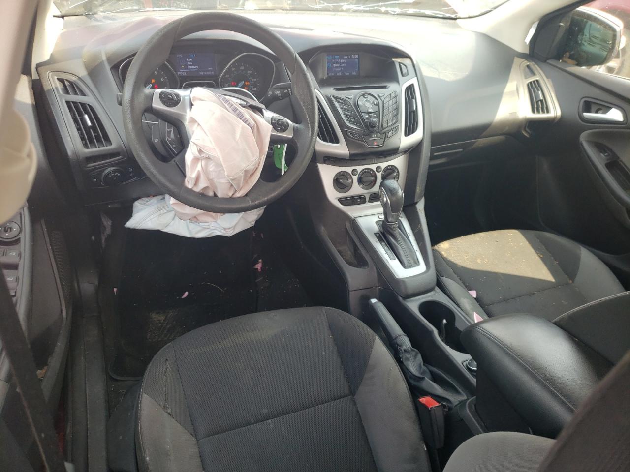 2014 Ford Focus Se Red vin: 1FADP3F29EL155004