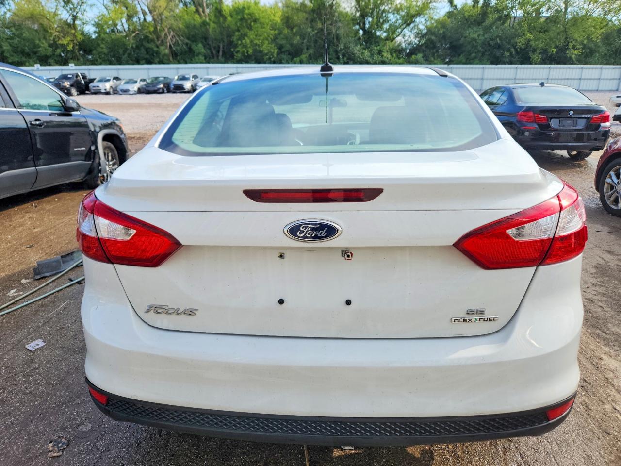 2014 Ford Focus Se White vin: 1FADP3F29EL157903