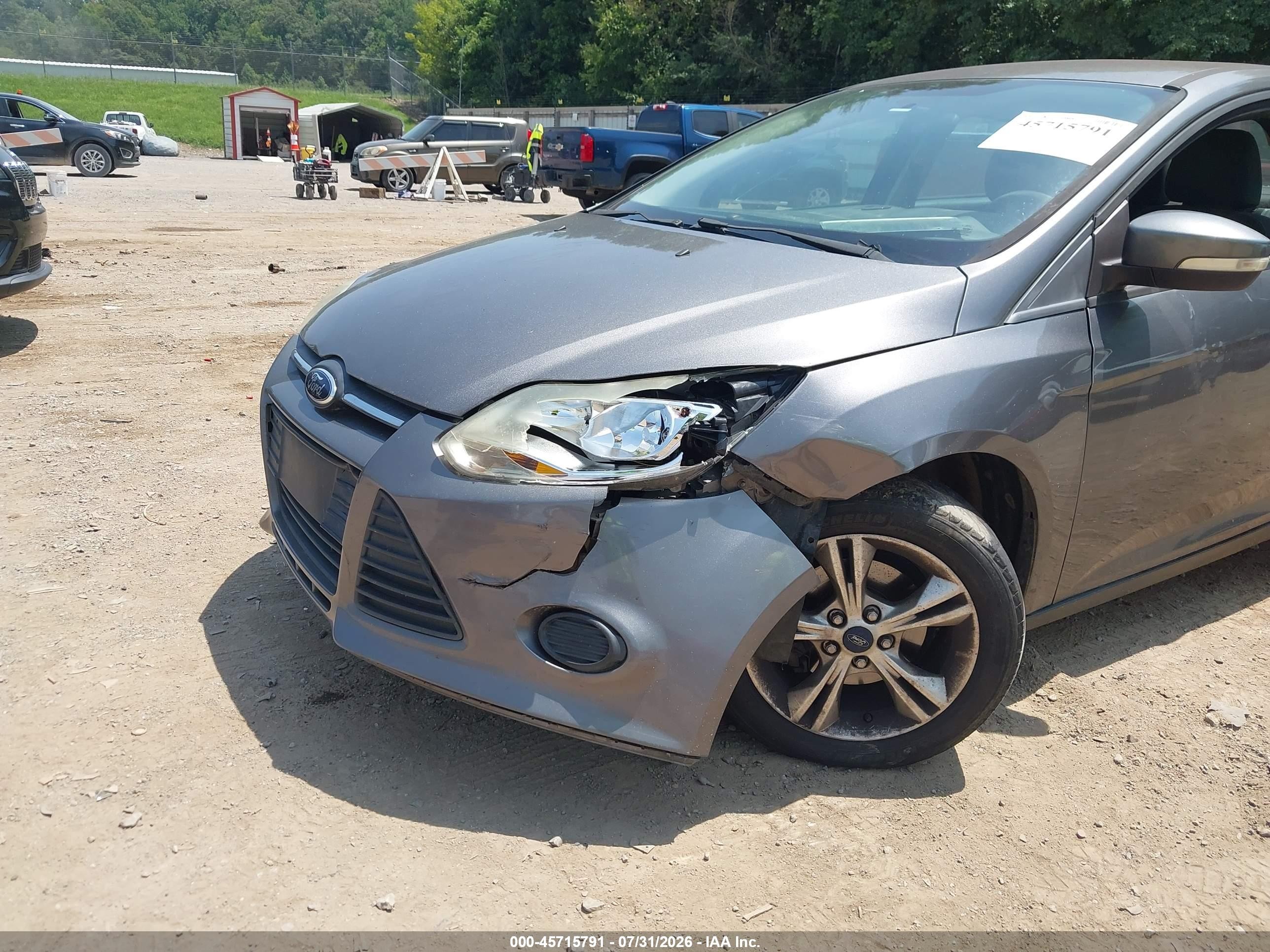 2014 Ford Focus Se Gray vin: 1FADP3F29EL190318