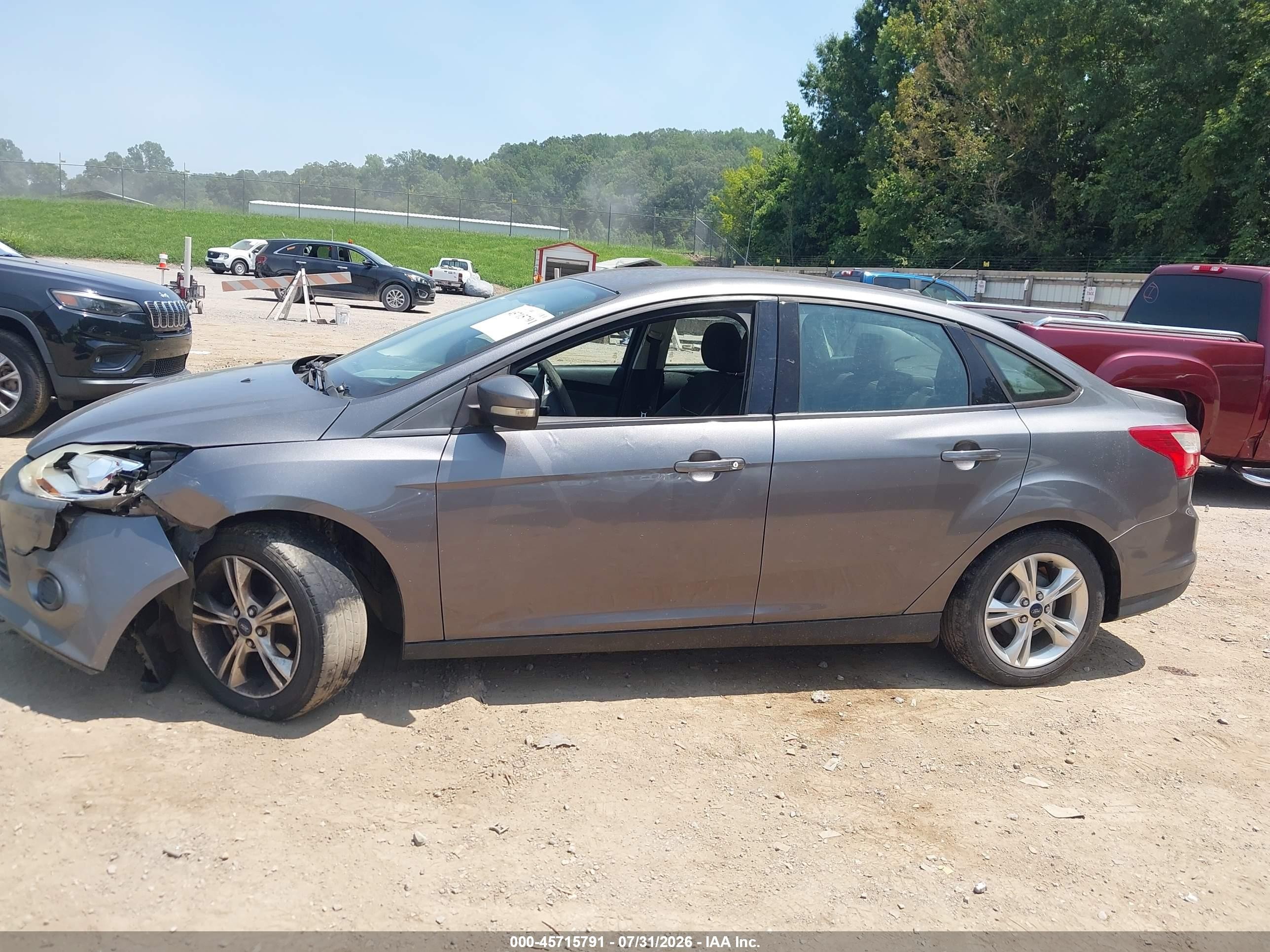 2014 Ford Focus Se Gray vin: 1FADP3F29EL190318