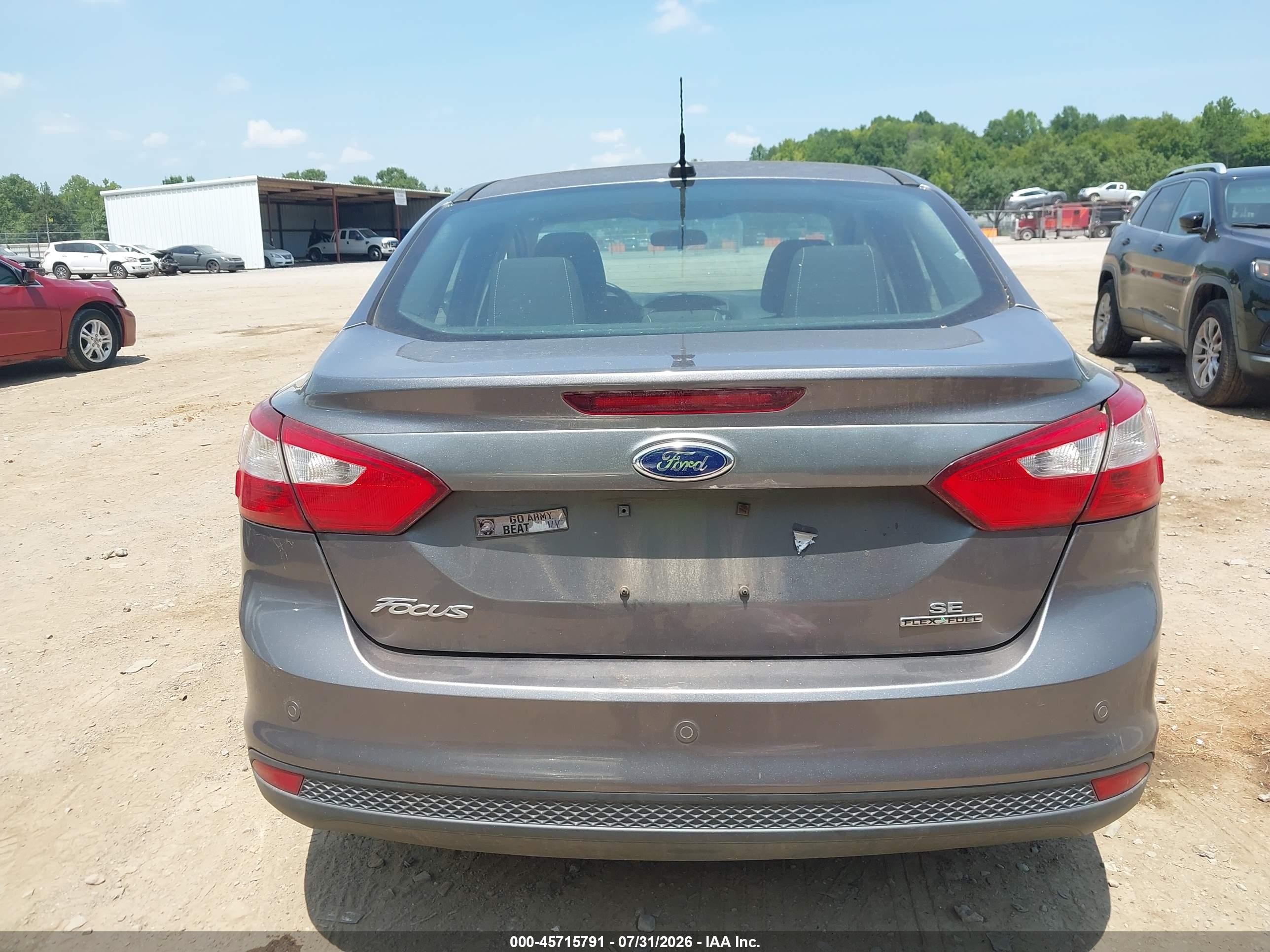 2014 Ford Focus Se Gray vin: 1FADP3F29EL190318