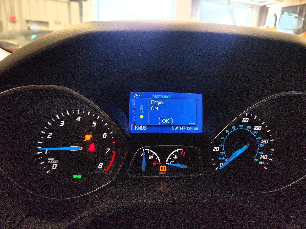 2014 Ford Focus Se Gray vin: 1FADP3F29EL194675