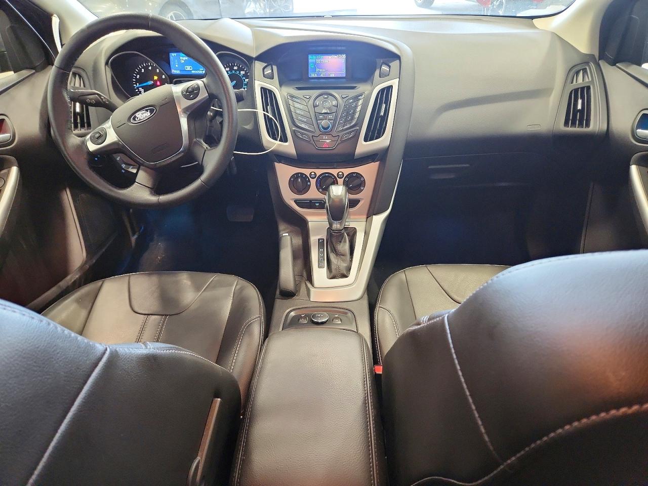 2014 Ford Focus Se Gray vin: 1FADP3F29EL194675