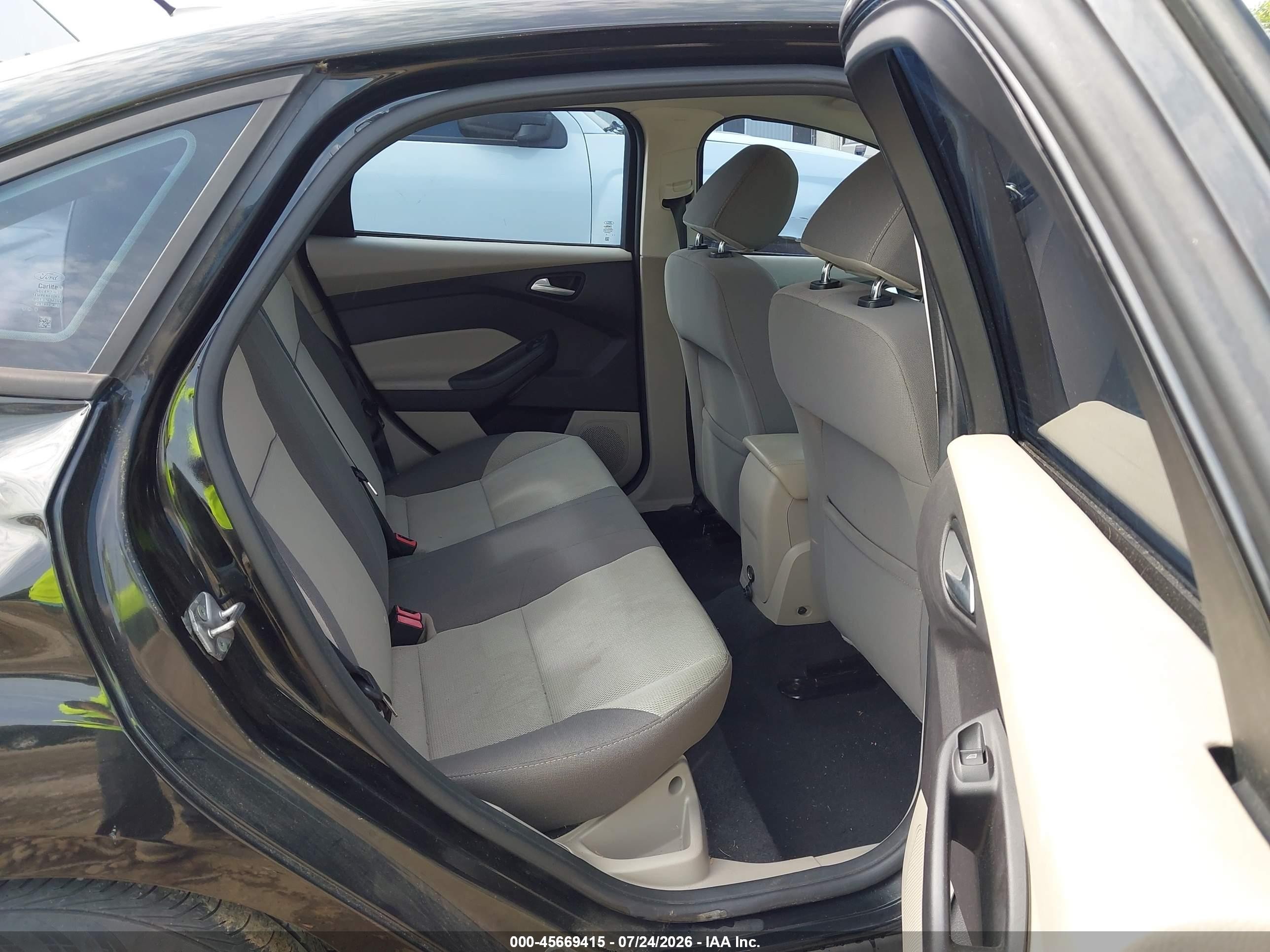 2014 Ford Focus Se Black vin: 1FADP3F29EL206226
