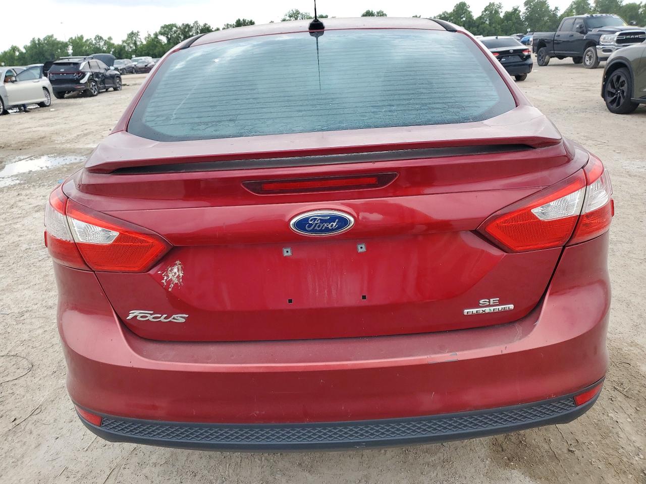 2014 Ford Focus Se Burgundy vin: 1FADP3F29EL207988