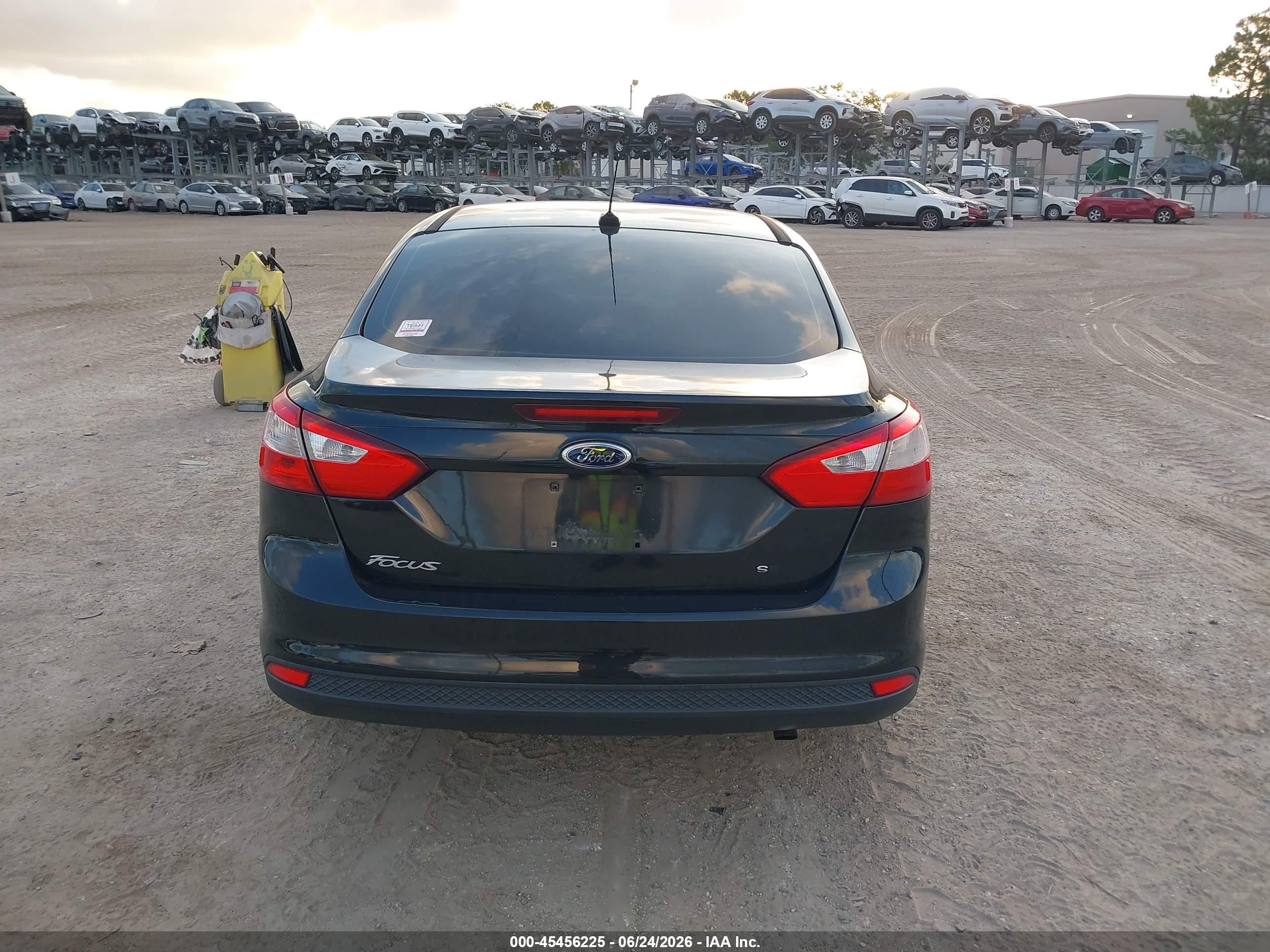 2014 Ford Focus Se Black vin: 1FADP3F29EL212866