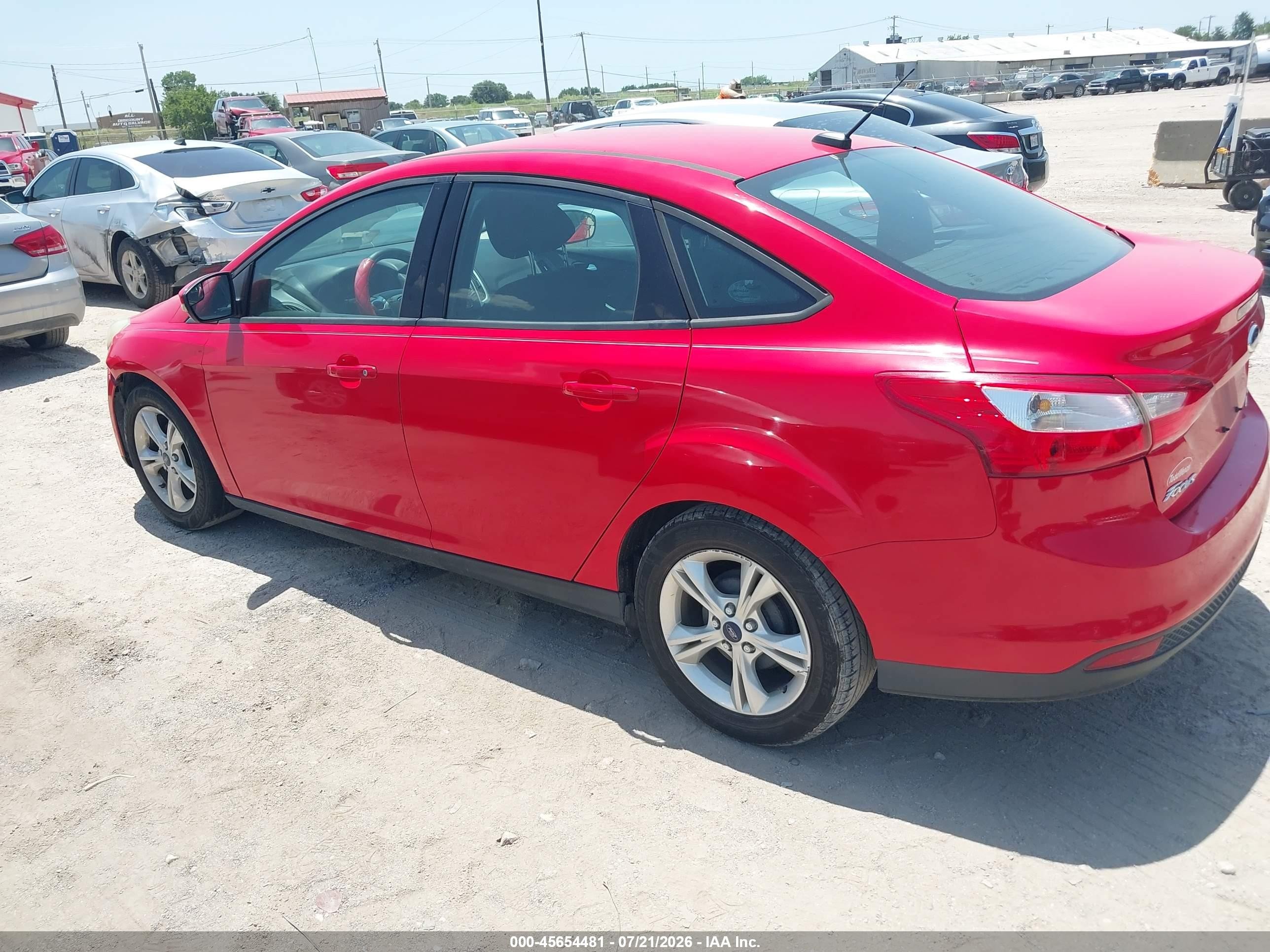 2014 Ford Focus Se Red vin: 1FADP3F29EL214083