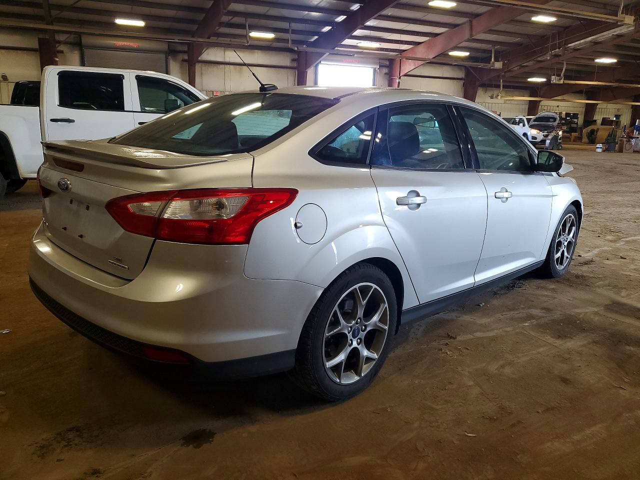 2014 Ford Focus Se Silver vin: 1FADP3F29EL217758