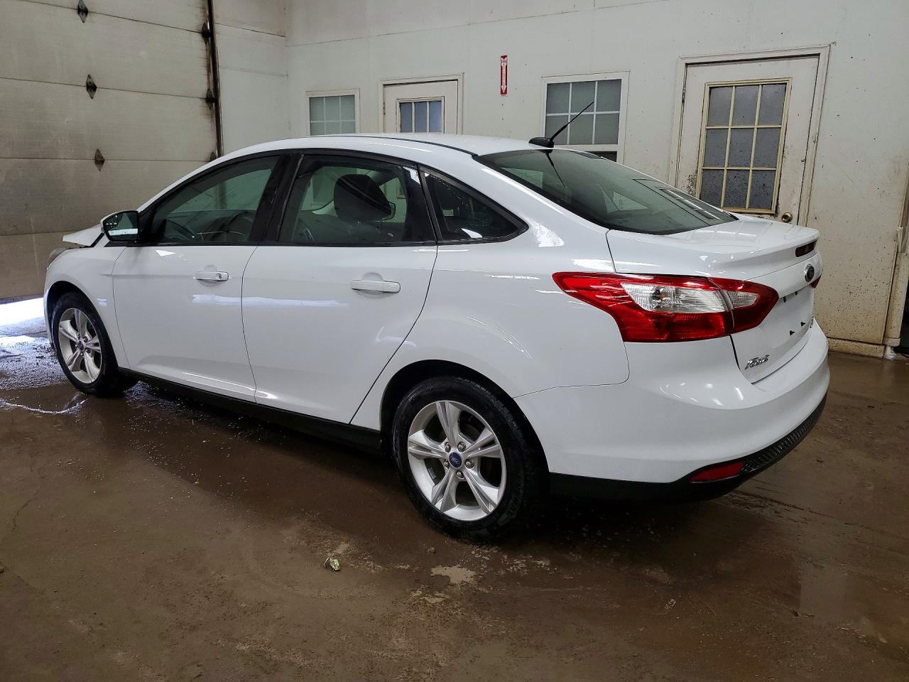 2014 Ford Focus Se White vin: 1FADP3F29EL217890