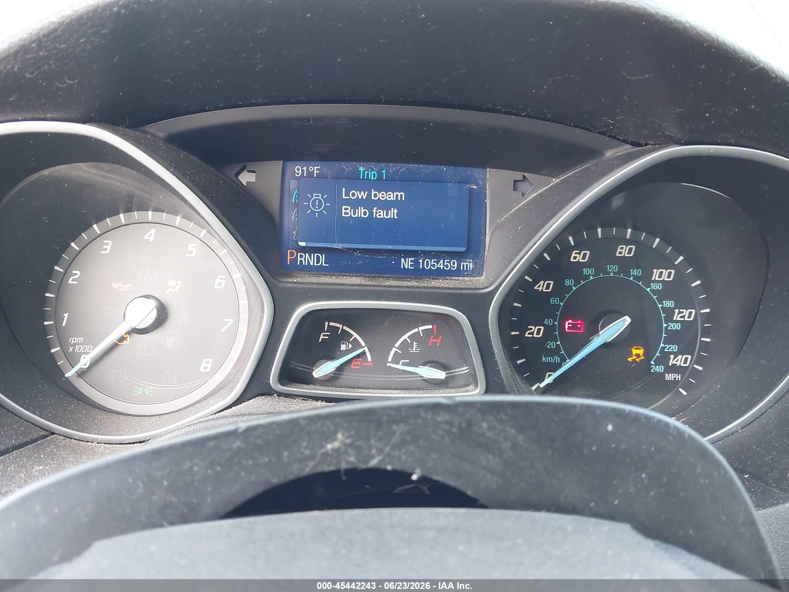 2014 Ford Focus Se Silver vin: 1FADP3F29EL223978