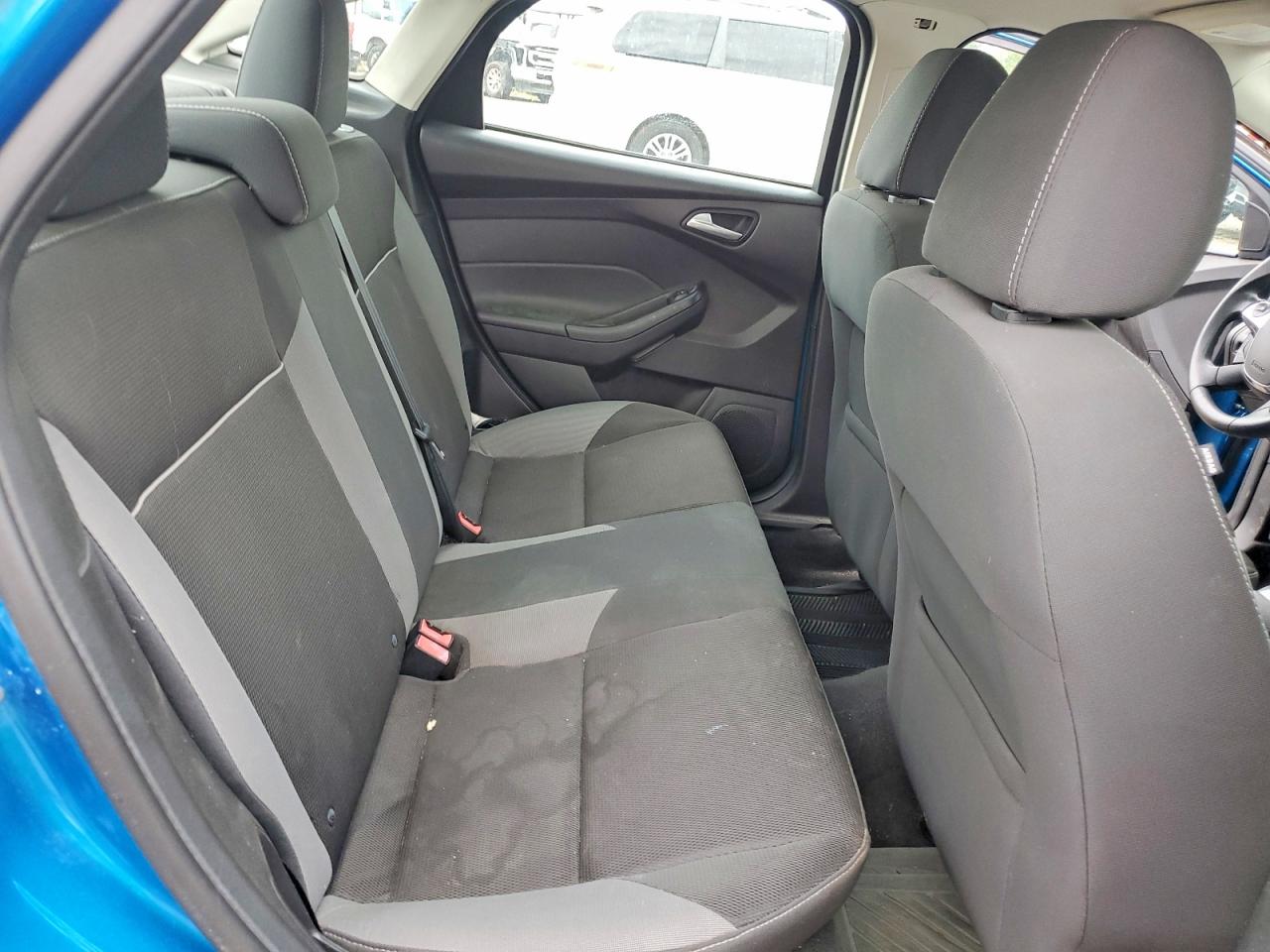 2014 Ford Focus Se Blue vin: 1FADP3F29EL224385