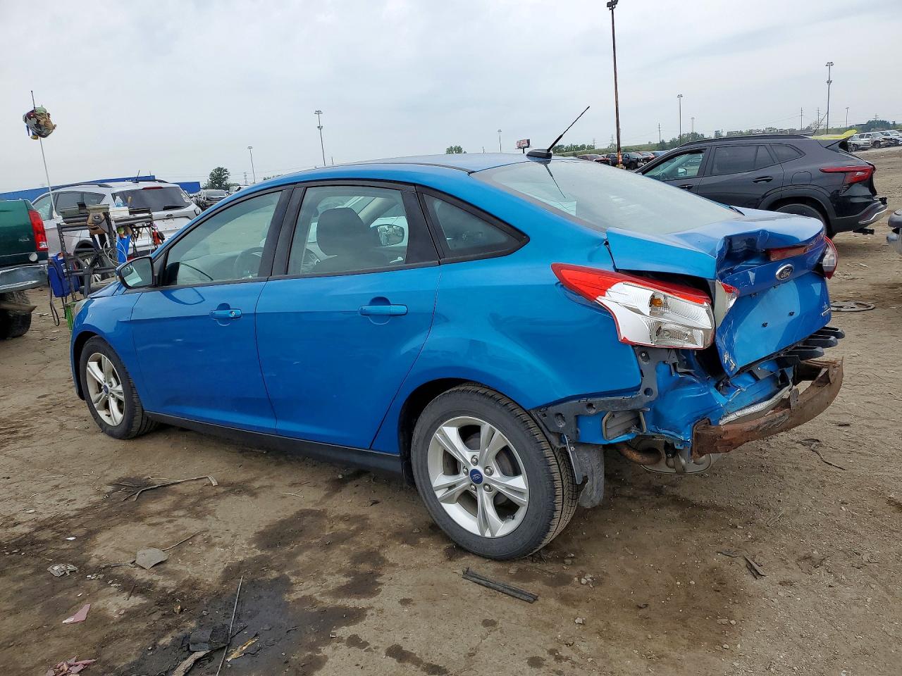 2014 Ford Focus Se Blue vin: 1FADP3F29EL224385