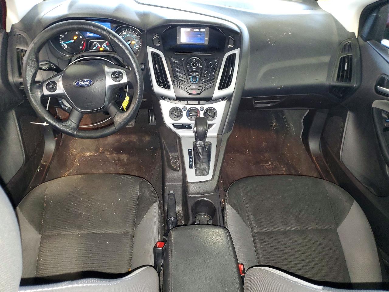 2014 Ford Focus Se Burgundy vin: 1FADP3F29EL228288