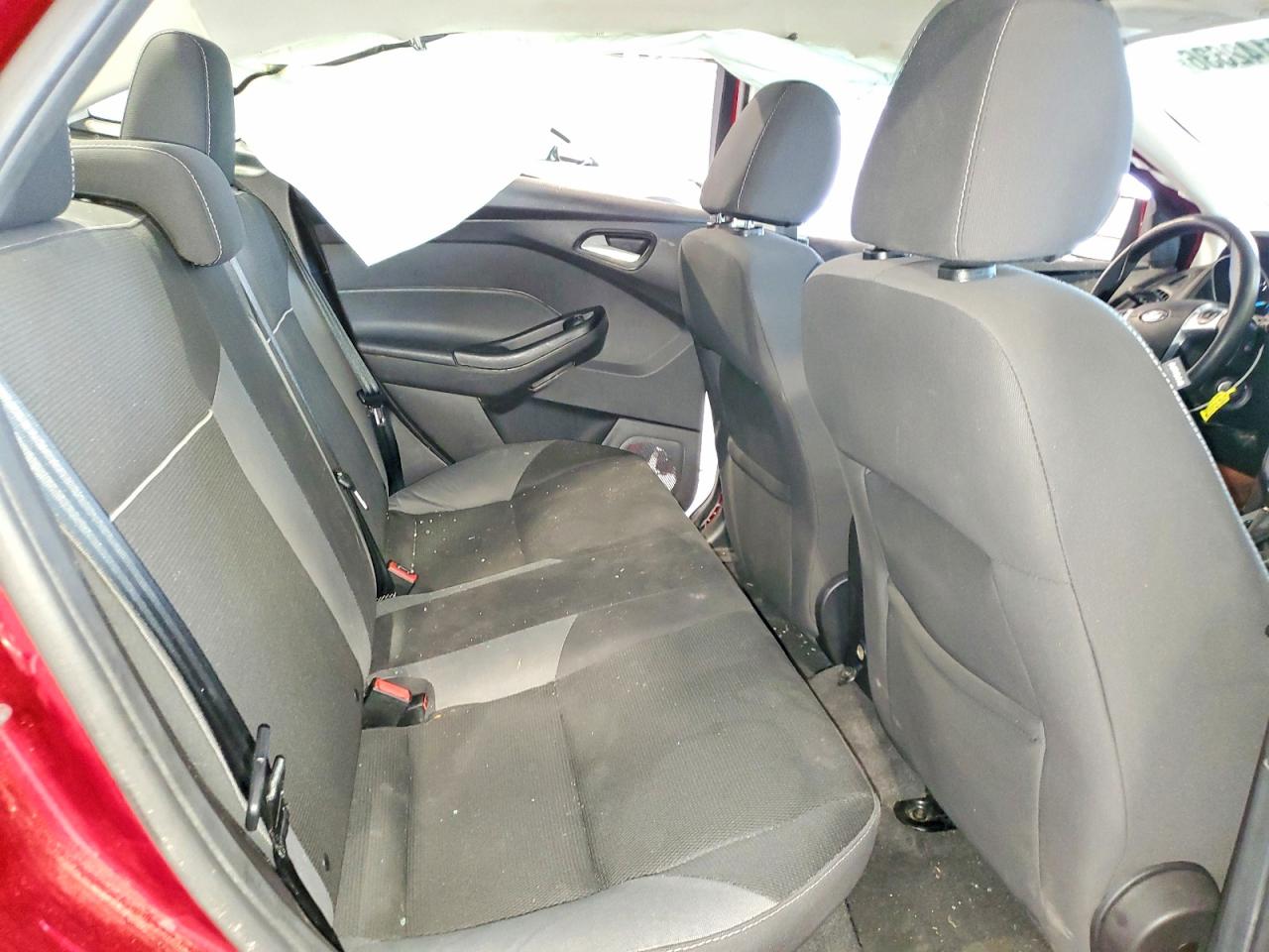 2014 Ford Focus Se Burgundy vin: 1FADP3F29EL228288