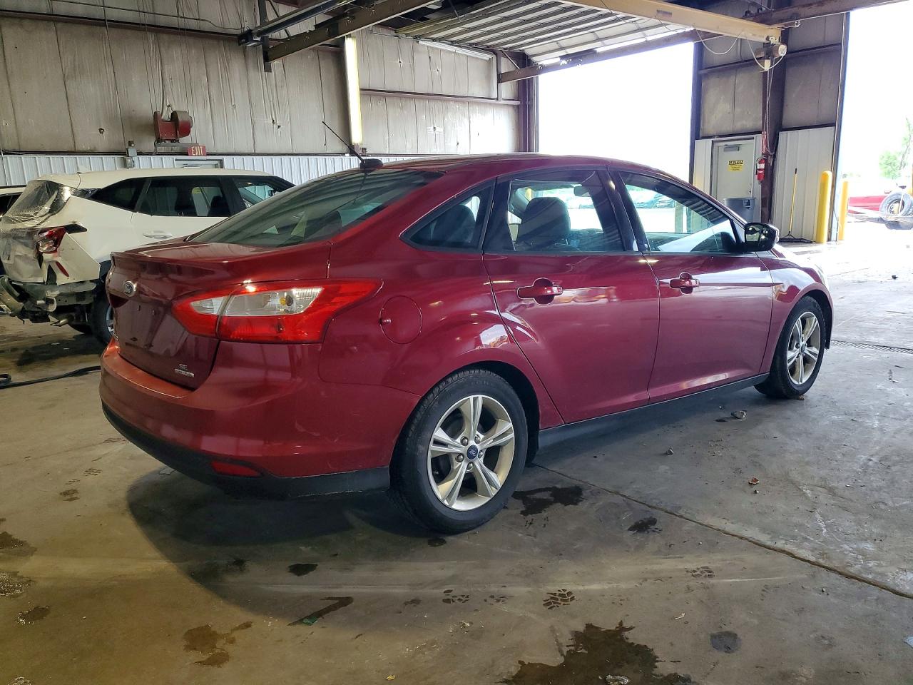 2014 Ford Focus Se Burgundy vin: 1FADP3F29EL228288
