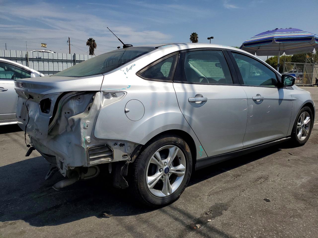 2014 Ford Focus Se Silver vin: 1FADP3F29EL230915