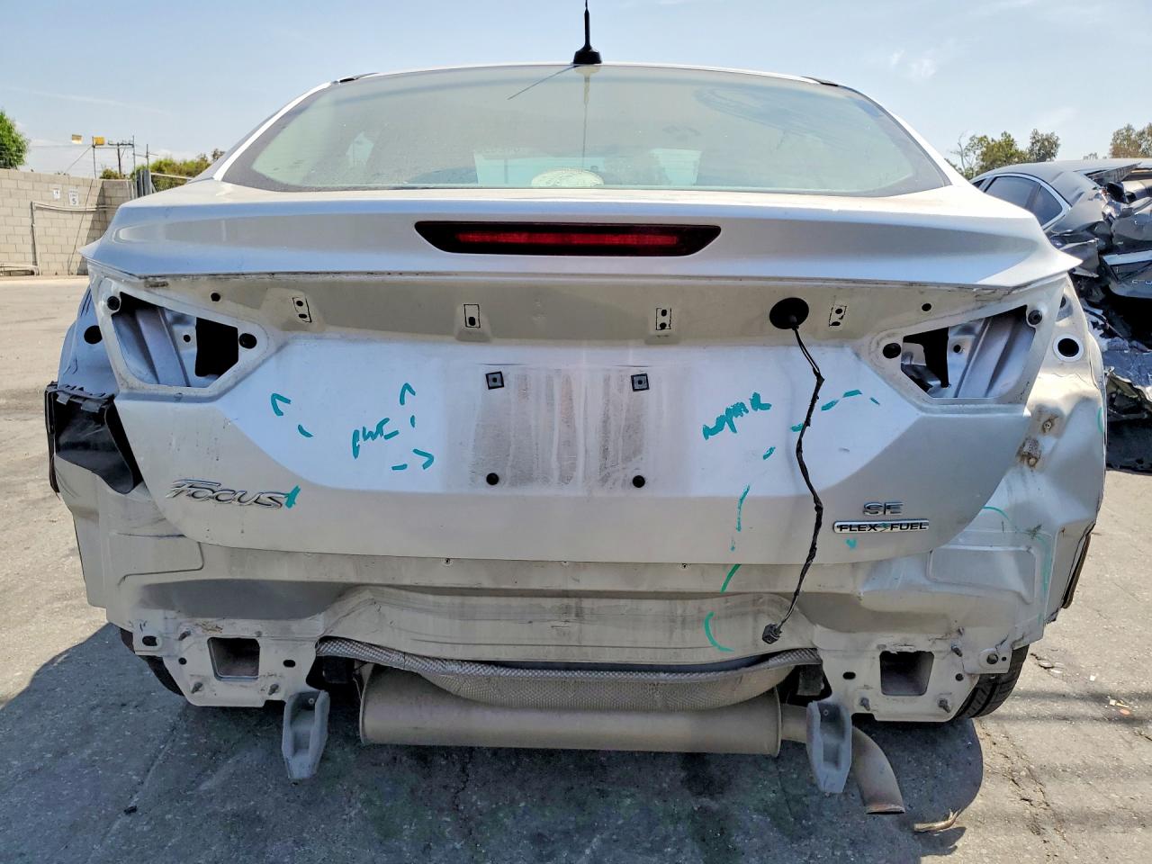 2014 Ford Focus Se Silver vin: 1FADP3F29EL230915