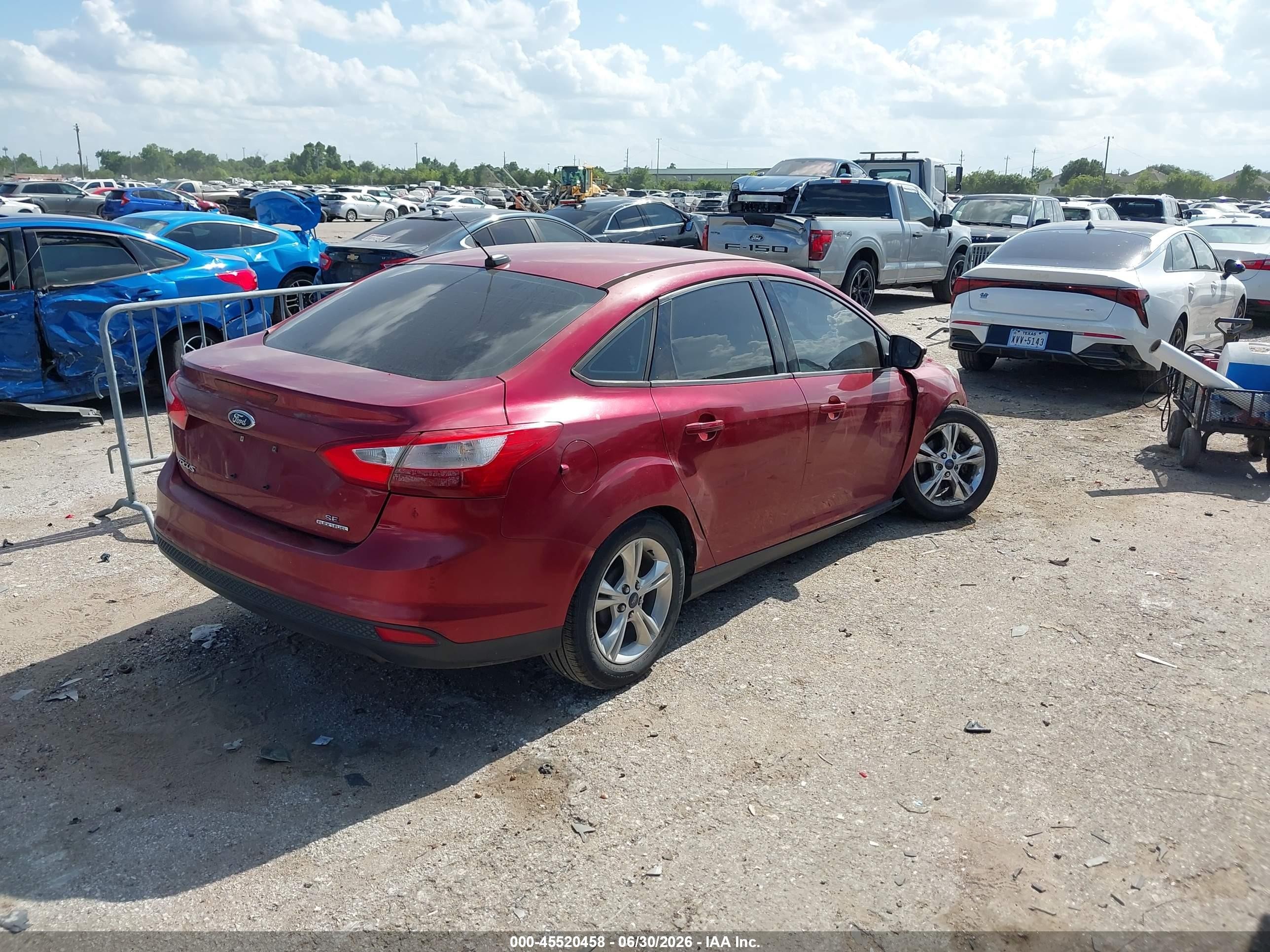 2014 Ford Focus Se Red vin: 1FADP3F29EL231367