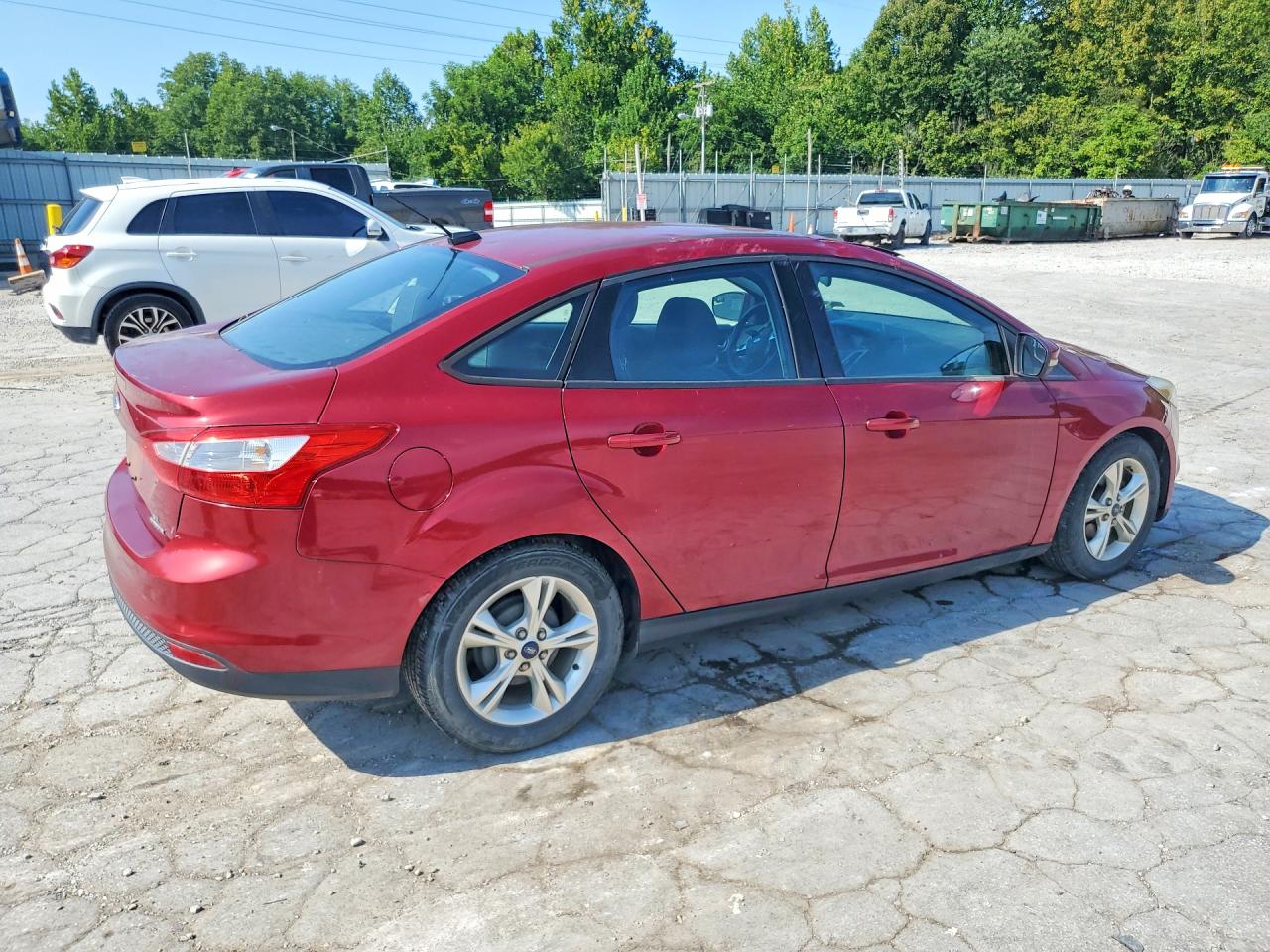 2014 Ford Focus Se Maroon vin: 1FADP3F29EL235497
