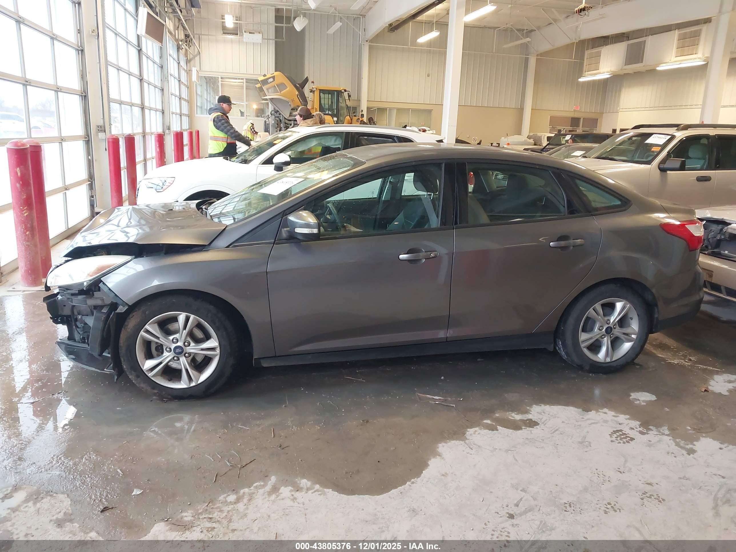 2014 Ford Focus Se Gray vin: 1FADP3F29EL239128