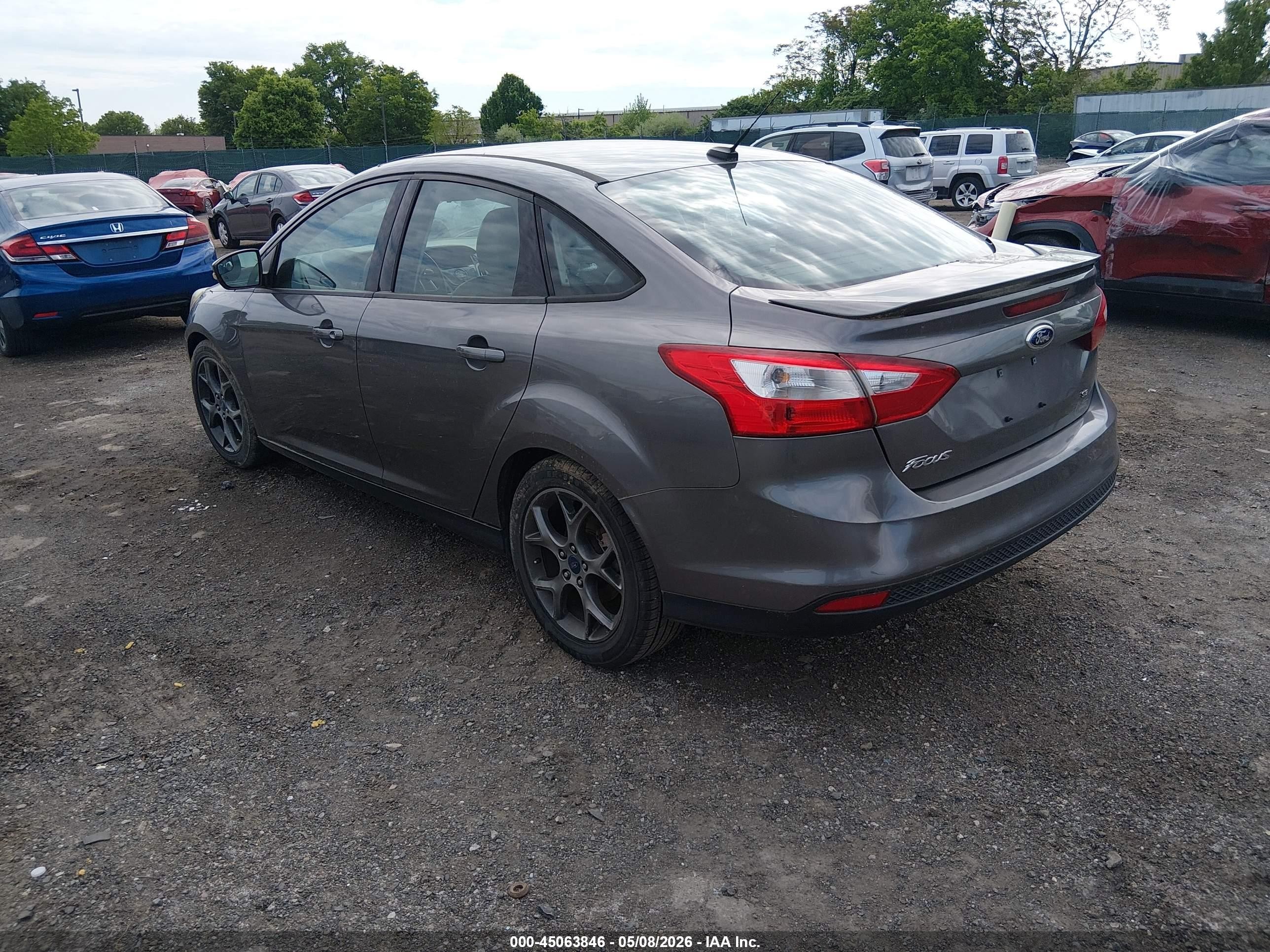 2014 Ford Focus Se Gray vin: 1FADP3F29EL240263