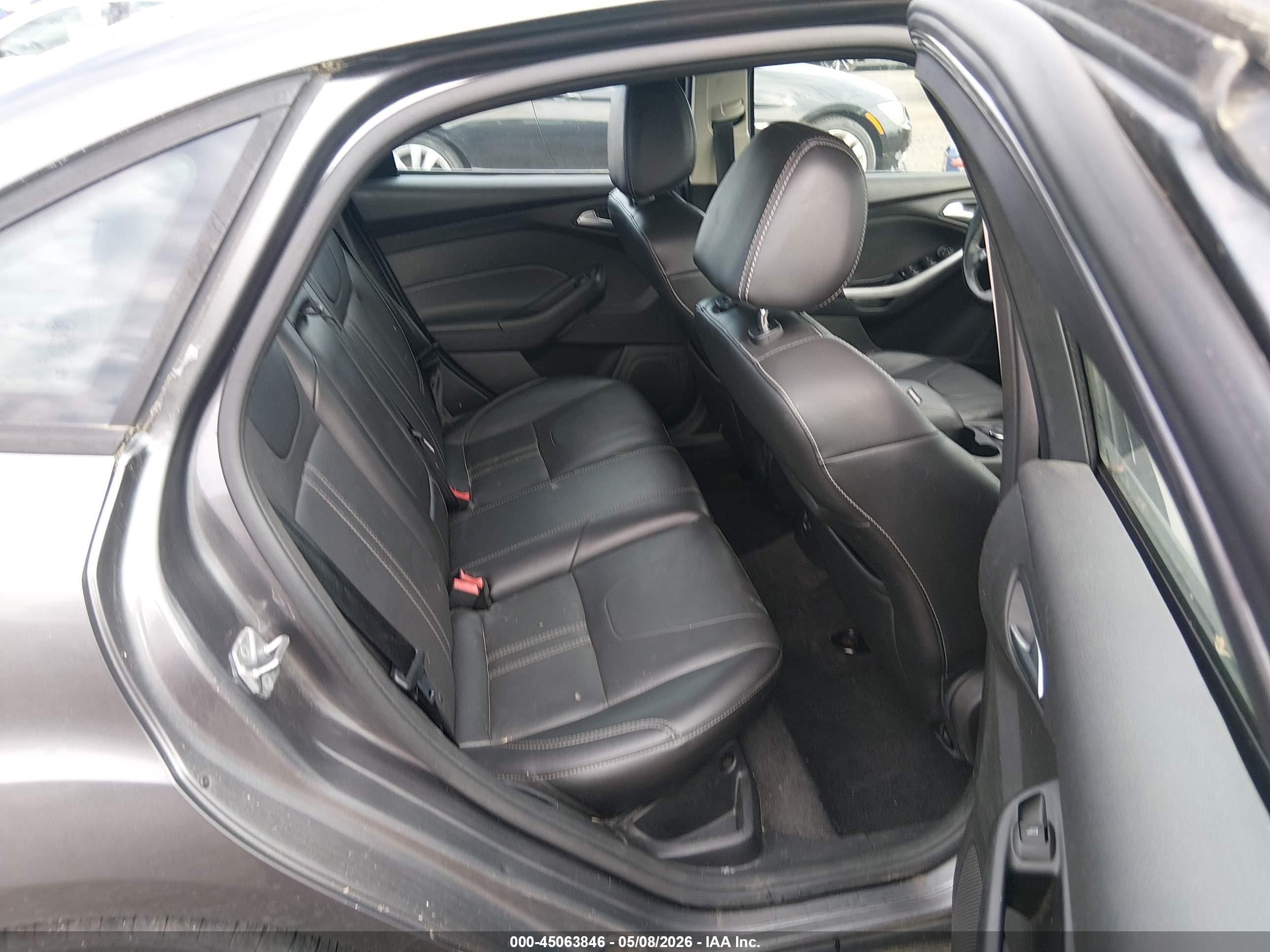 2014 Ford Focus Se Gray vin: 1FADP3F29EL240263