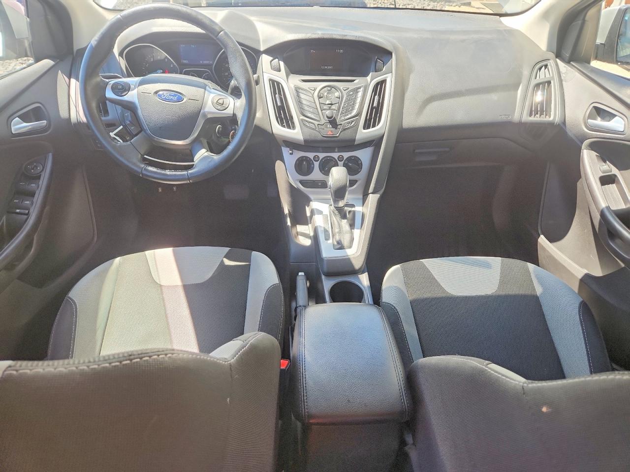 2014 Ford Focus Se Silver vin: 1FADP3F29EL246225