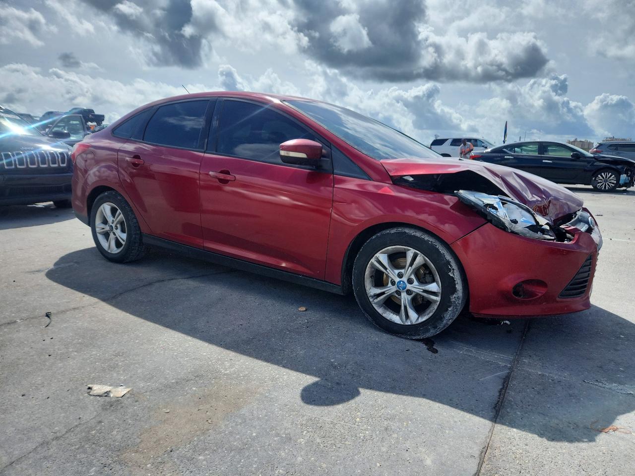 2014 Ford Focus Se Red vin: 1FADP3F29EL248654